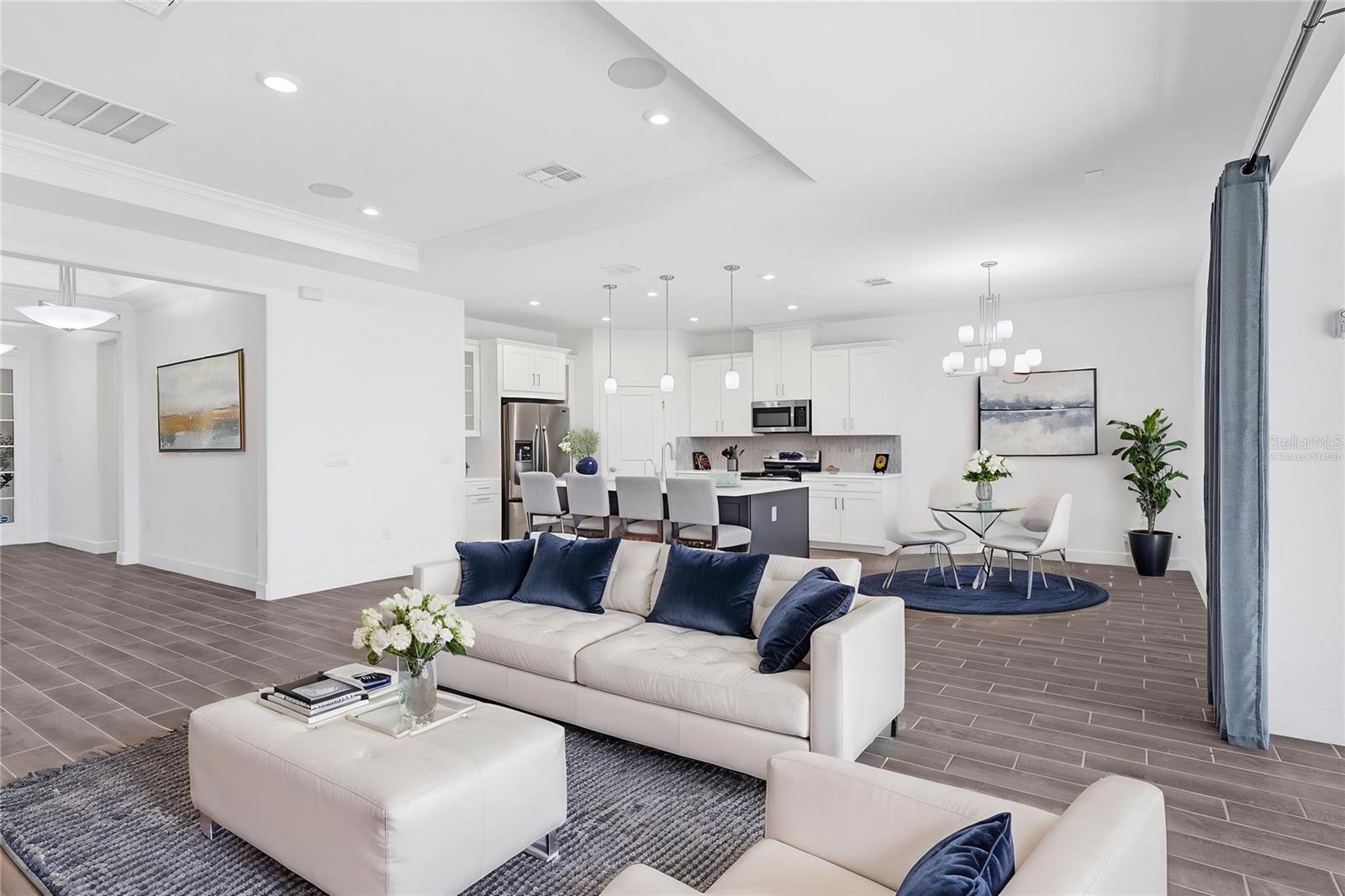 GREAT ROOM virtually staged