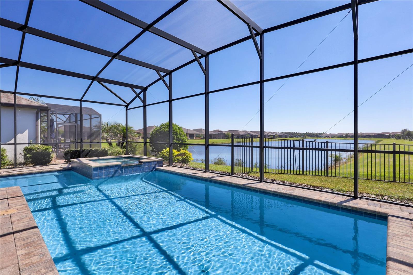 POOL HOME WITH STUNNING WATERVIEW POOL HOME WITH STUNNING WATERVIEW