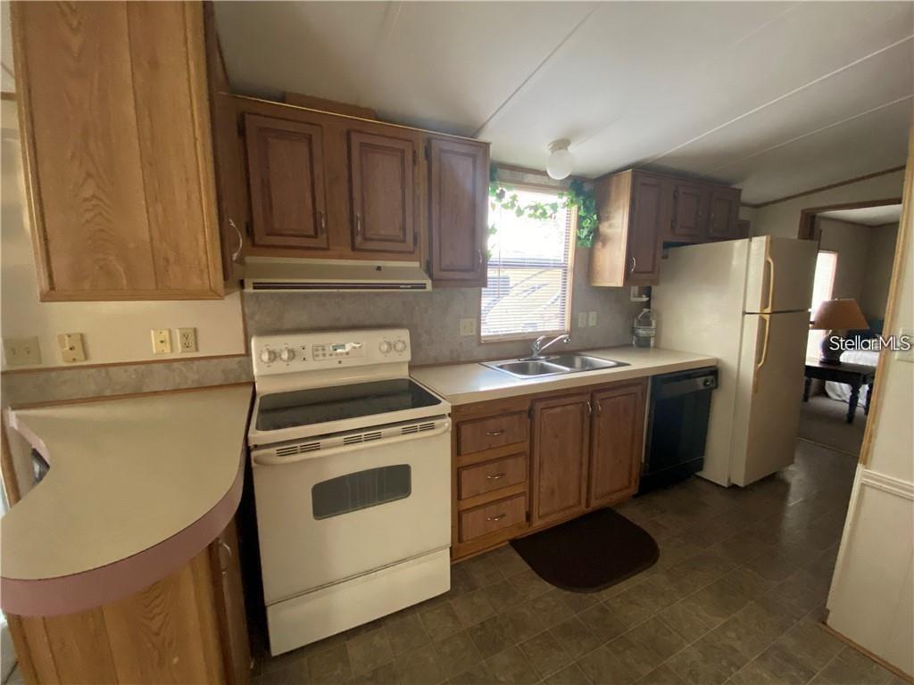 28 FAIRVIEW COURT, Haines City, FL 33844