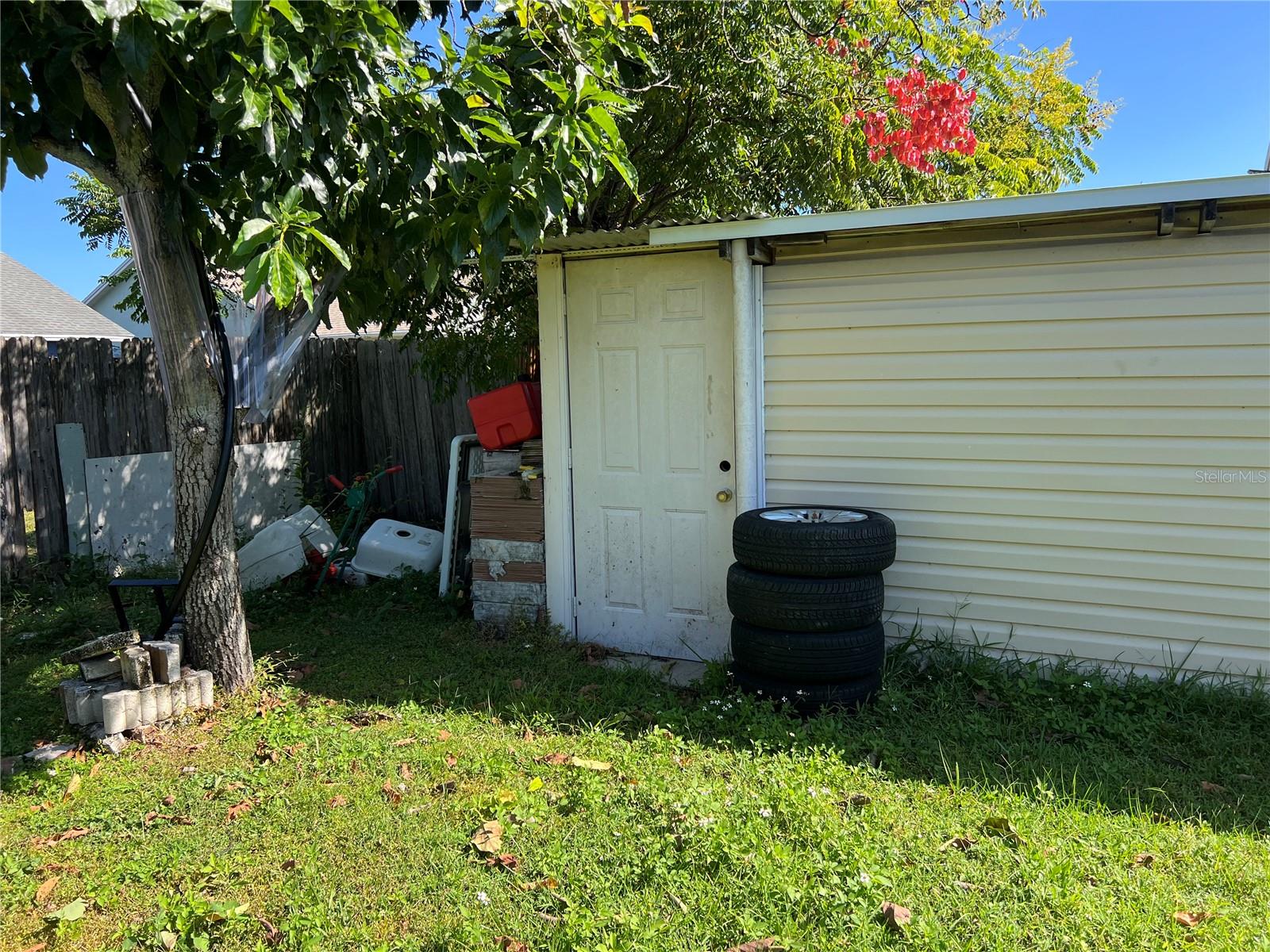 Exterior Shed back yard