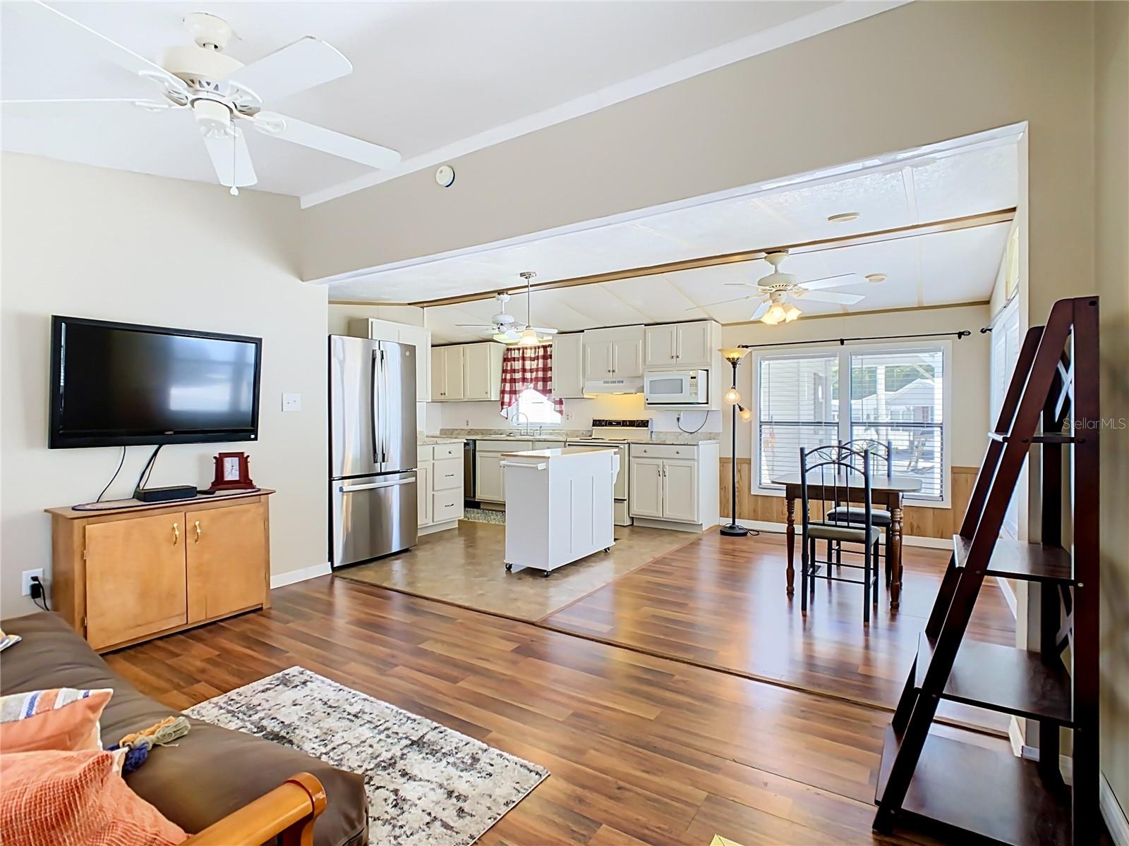 Open plan living/dining/kitchen