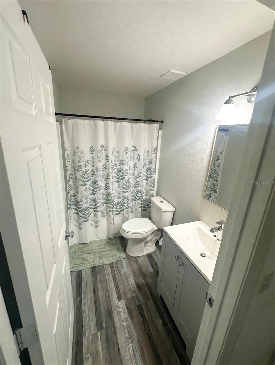 2d Bathroom