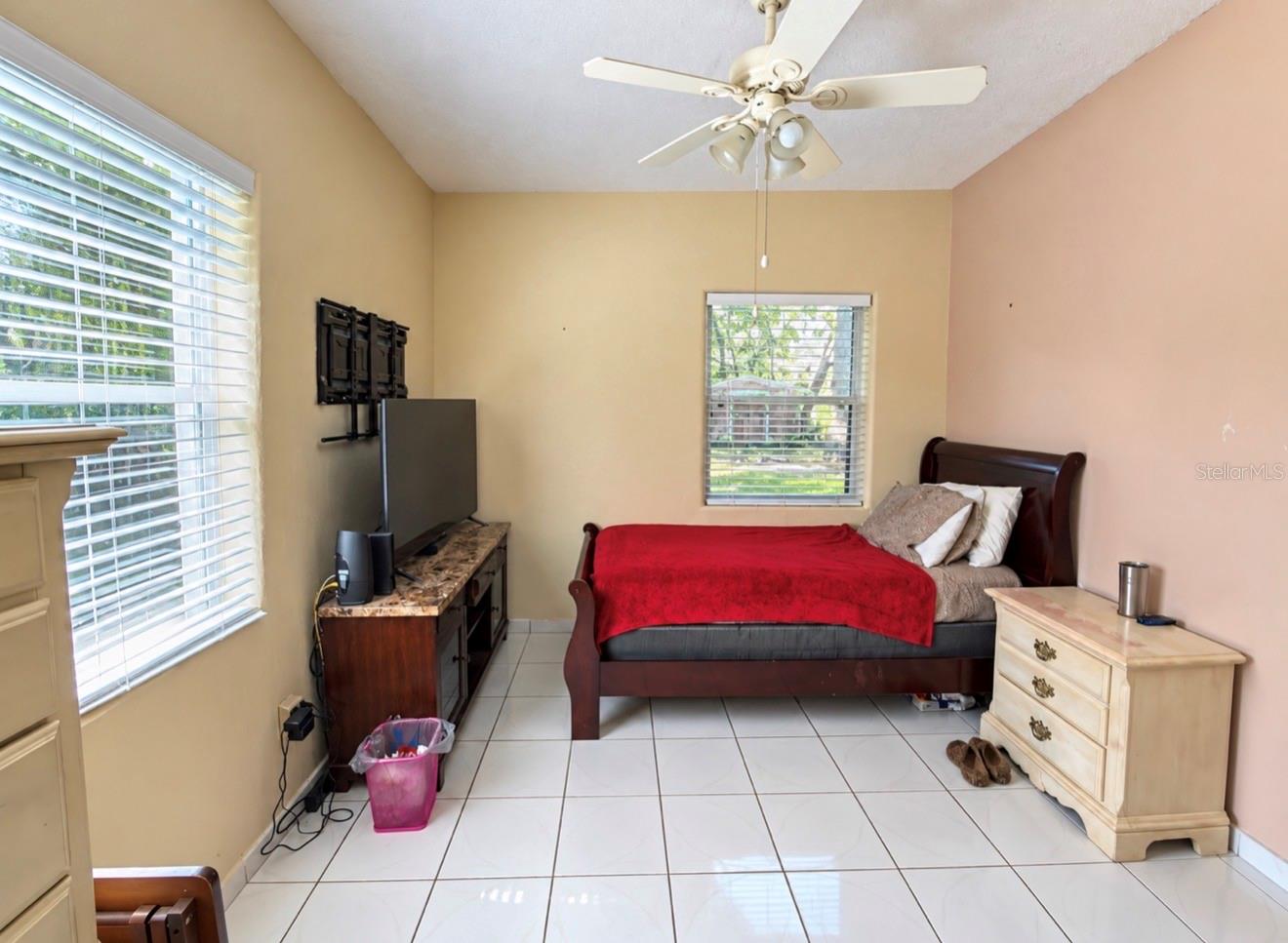 2234 RUTLEGE AVE, Orlando, FL 32817 2234 RUTLEGE AVE, Orlando, FL 32817