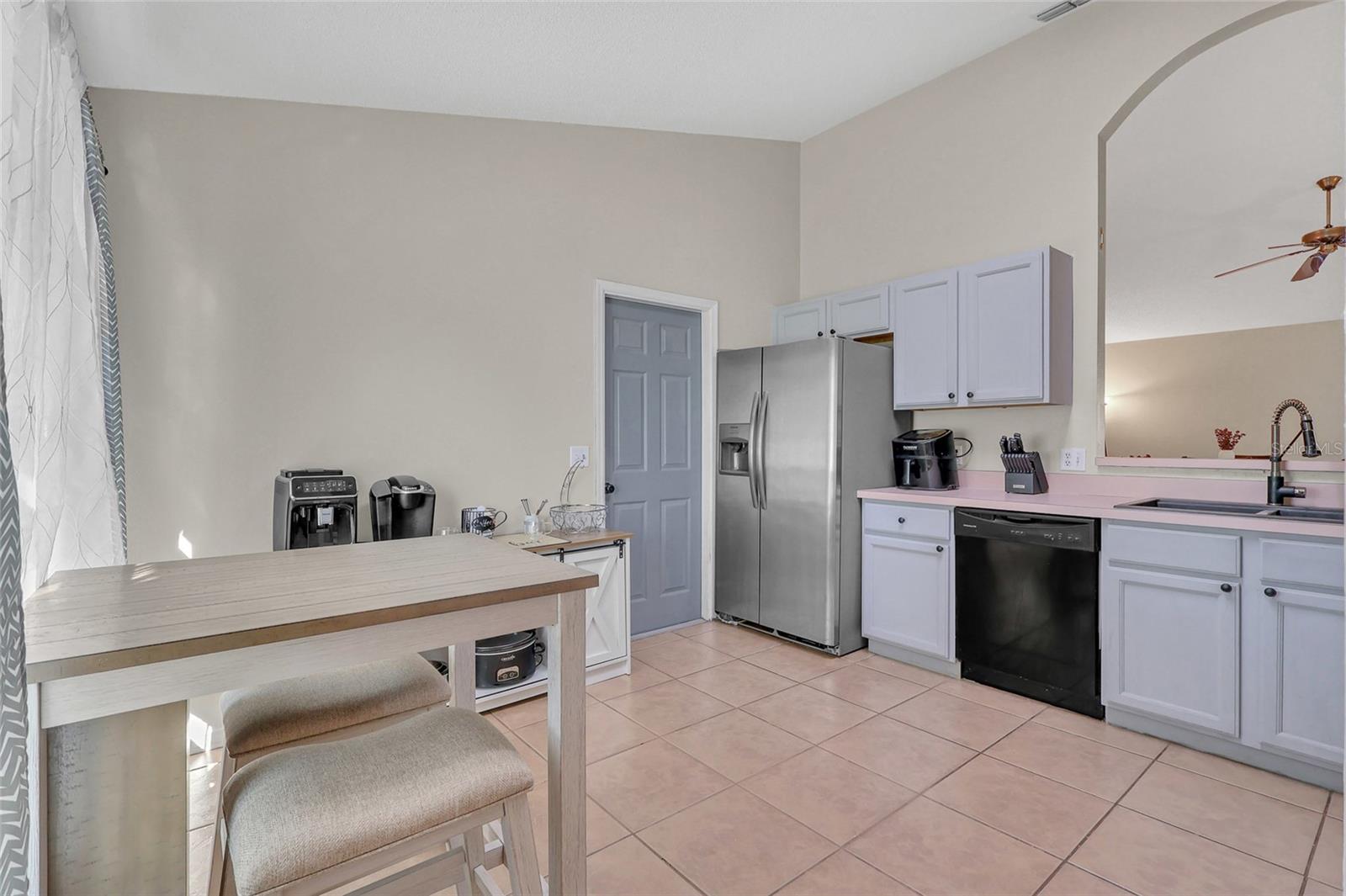 416 PINE LAKE VIEW DRIVE, Davenport, FL 33837