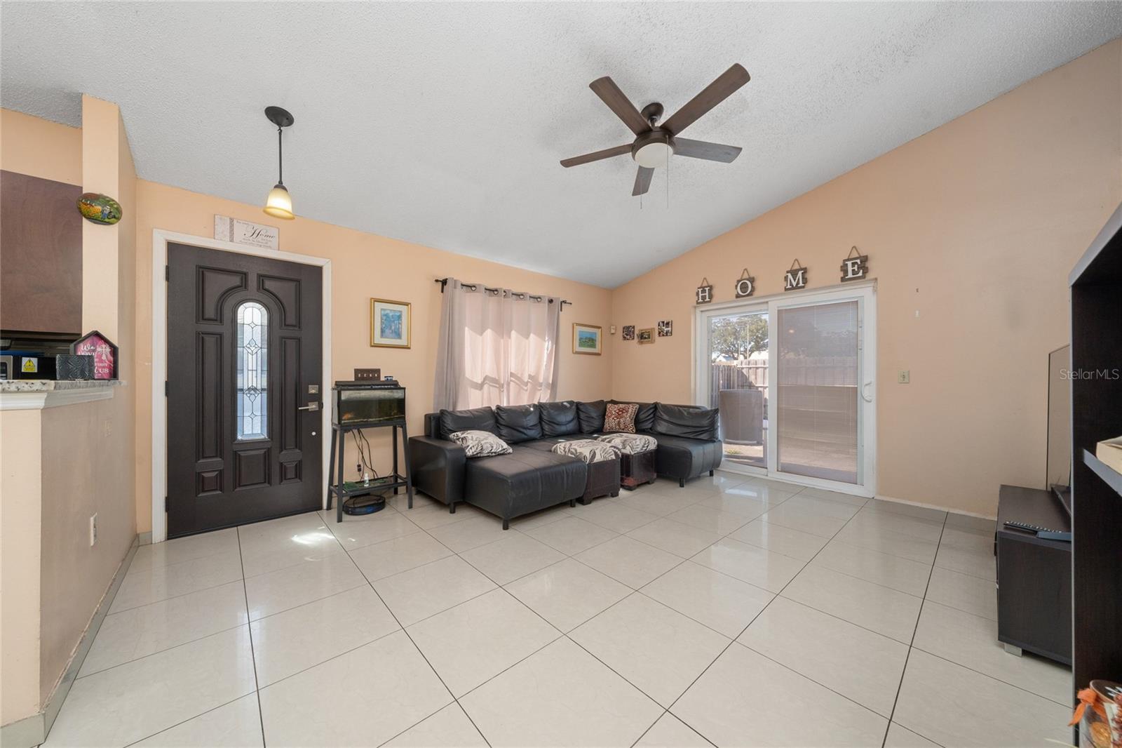 2062 TROPIC BAY COURT, Orlando, FL 32807 2062 TROPIC BAY COURT, Orlando, FL 32807