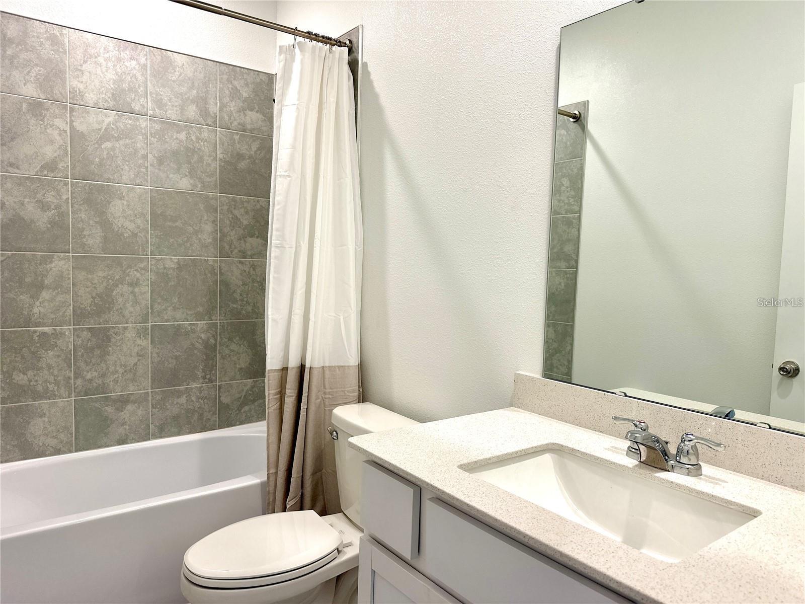2432 SKYLINE LOOP, Poinciana, FL 34758