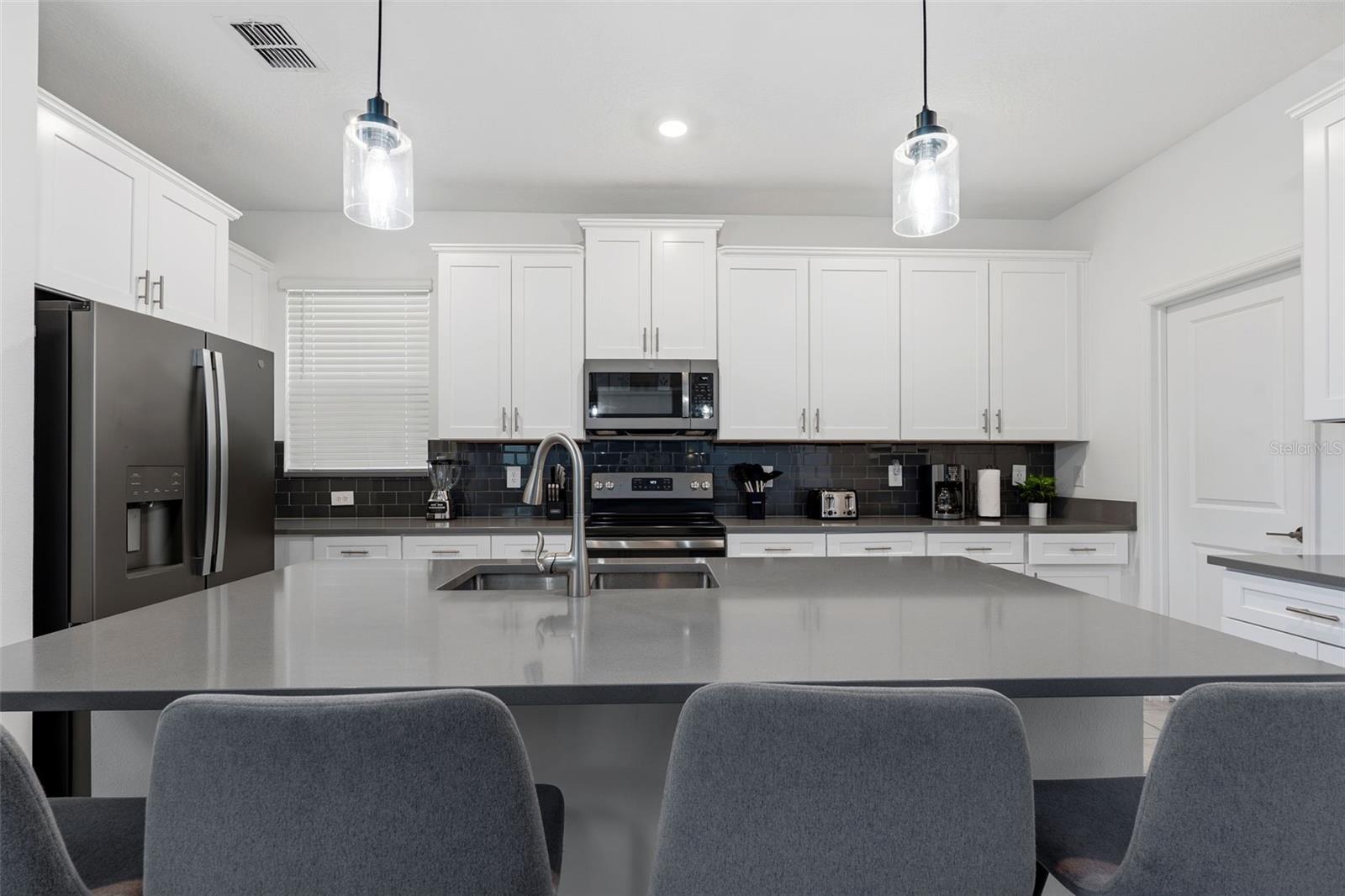 9143 SOMMERSET HILLS DRIVE, Davenport, FL 33896