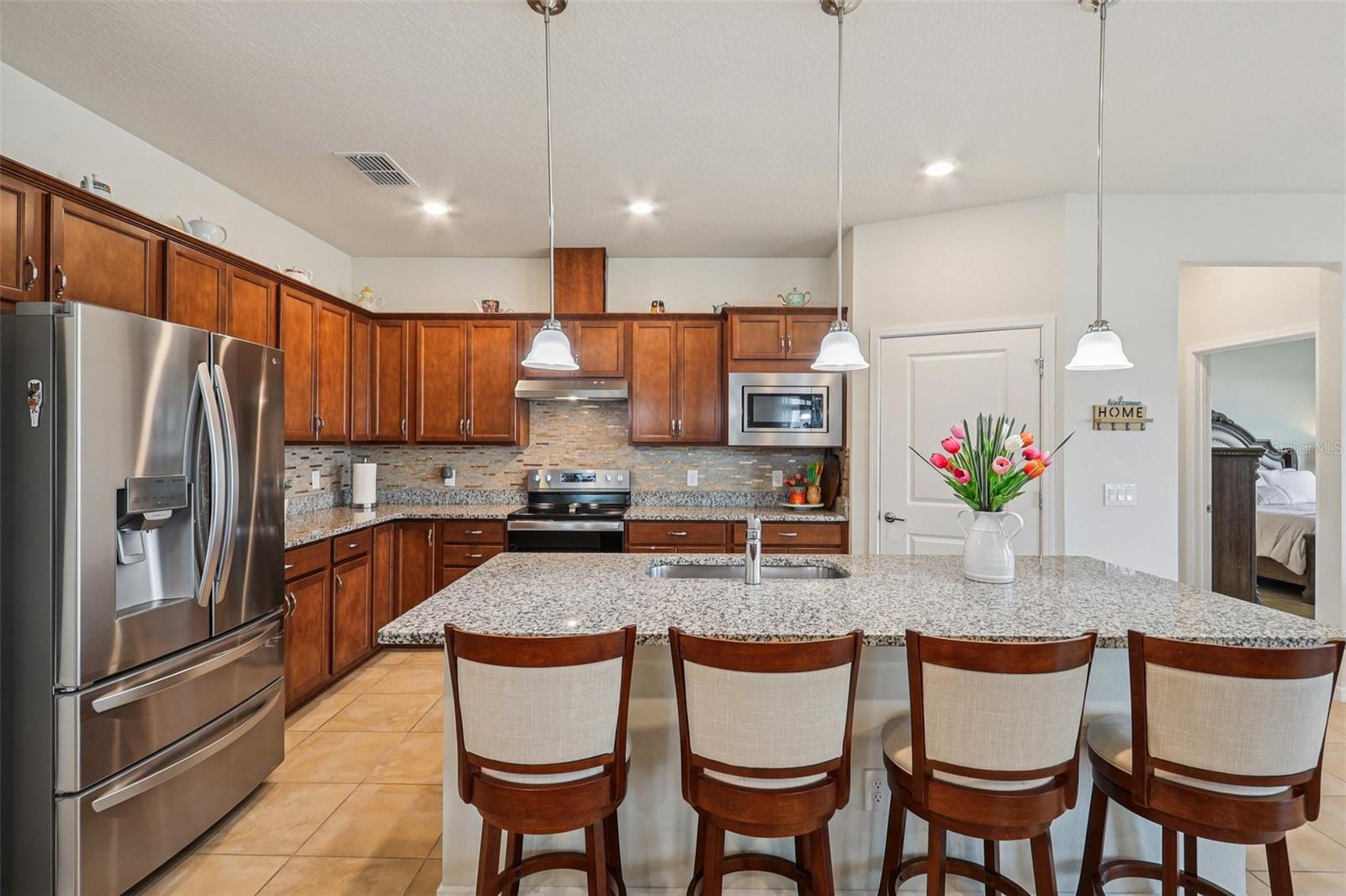2015 SPRING SHOWER CIRCLE, Kissimmee, FL 34744