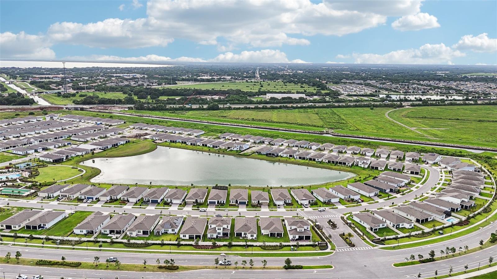 2015 SPRING SHOWER CIRCLE, Kissimmee, FL 34744