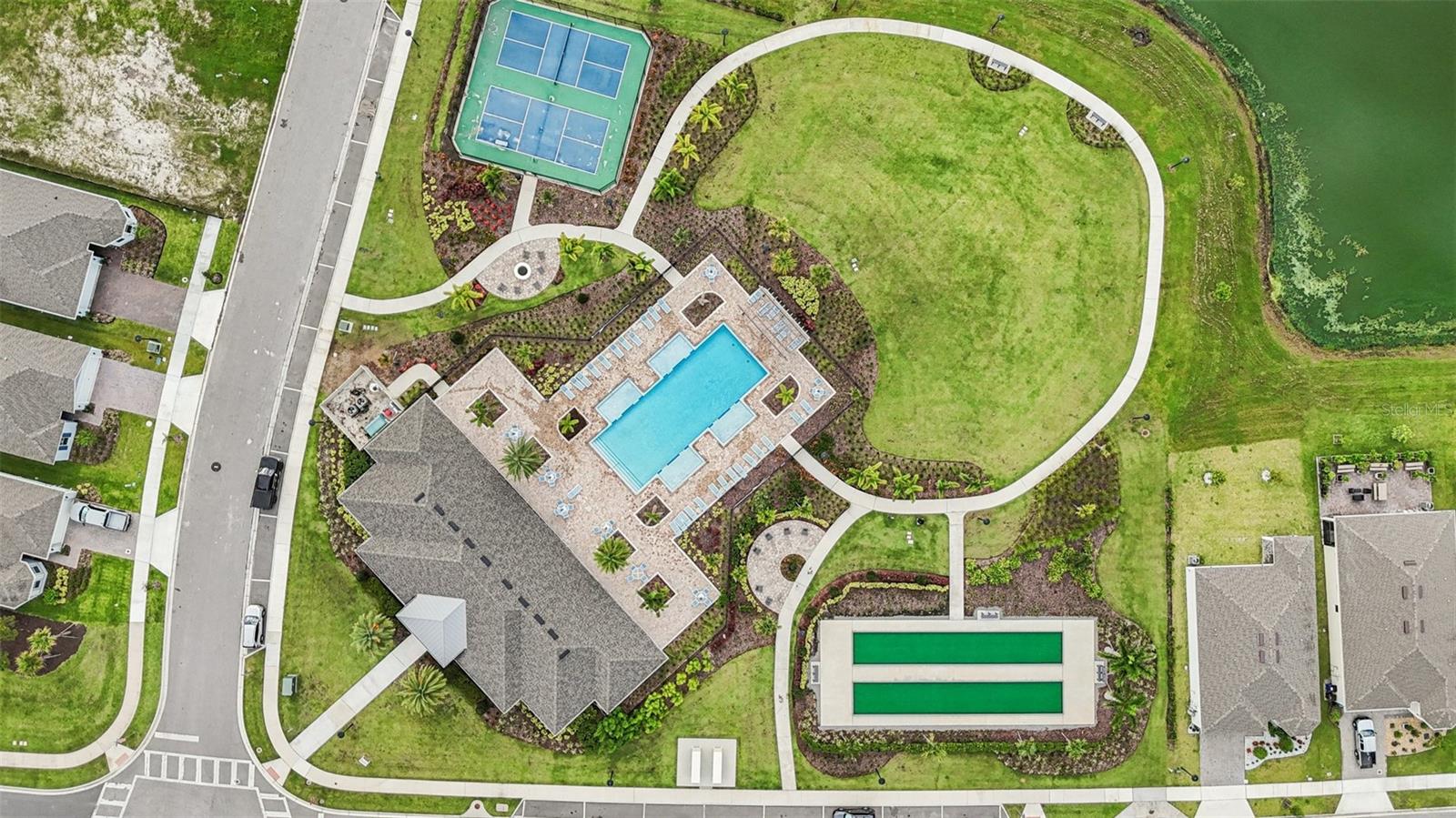2015 SPRING SHOWER CIRCLE, Kissimmee, FL 34744