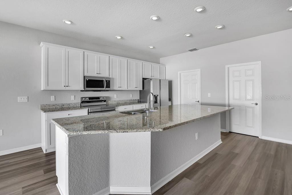 2212 ORCHID DRIVE, Davenport, FL 33837