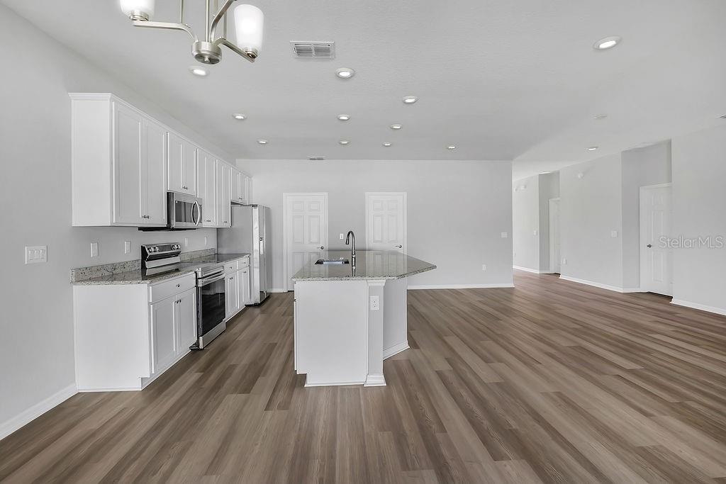 2212 ORCHID DRIVE, Davenport, FL 33837