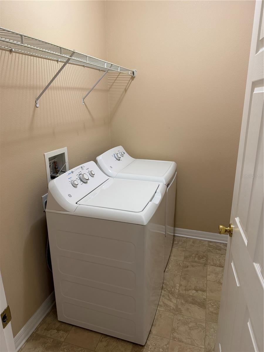 1211 KNOLLWOOD DRIVE, Davenport, FL 33837