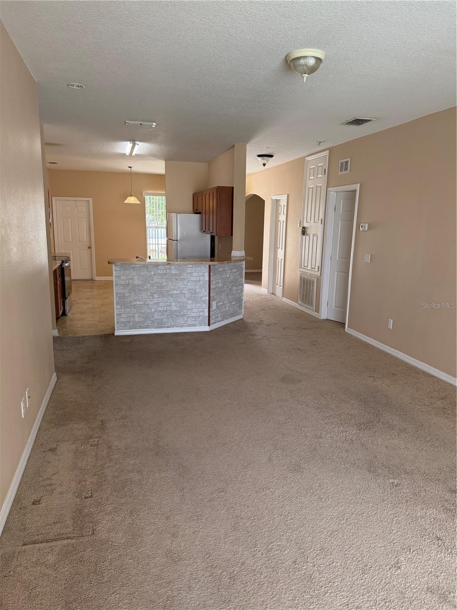 1211 KNOLLWOOD DRIVE, Davenport, FL 33837