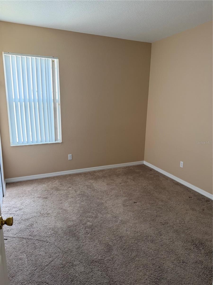 1211 KNOLLWOOD DRIVE, Davenport, FL 33837