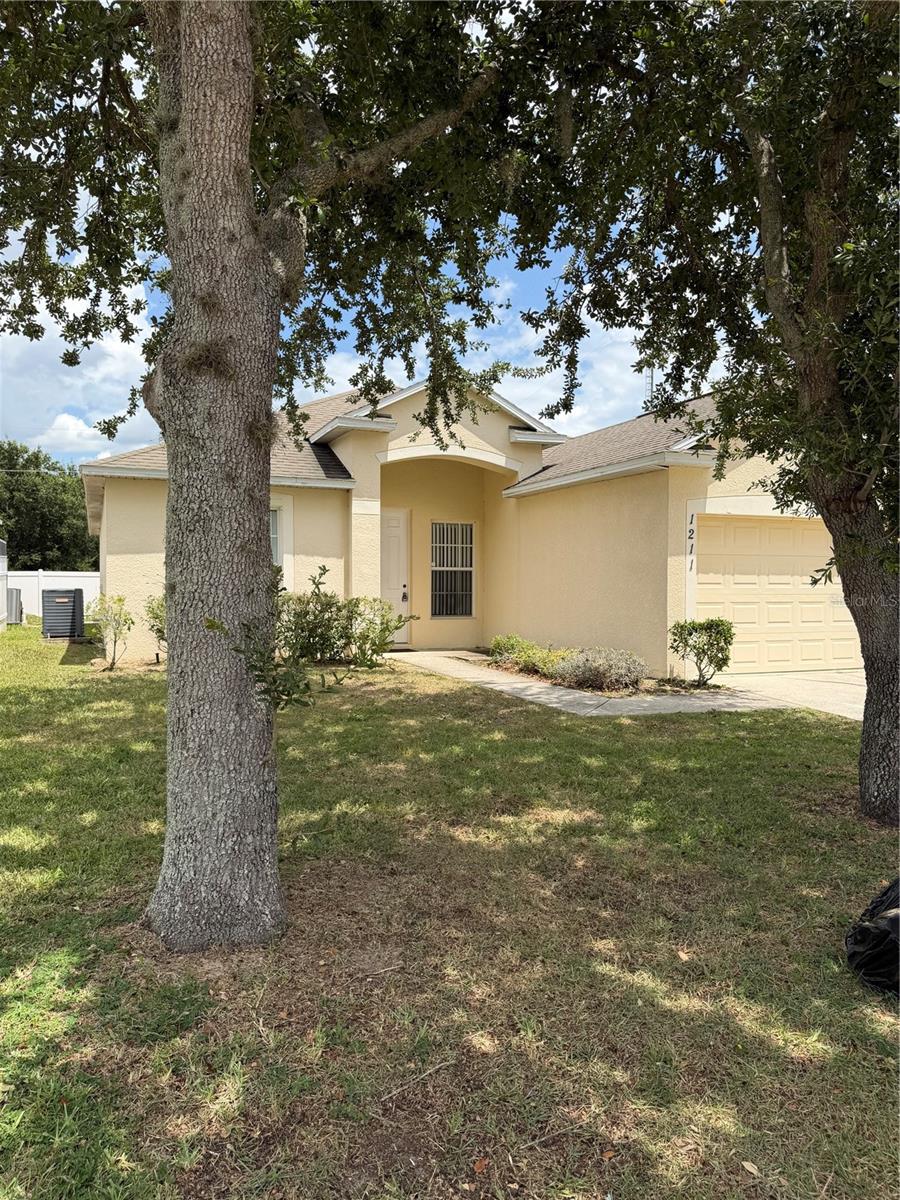 1211 KNOLLWOOD DRIVE, Davenport, FL 33837 1211 KNOLLWOOD DRIVE, Davenport, FL 33837