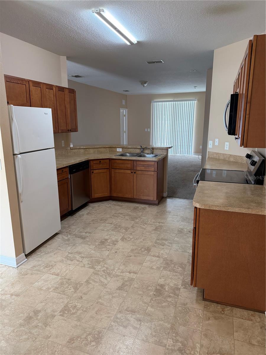 1211 KNOLLWOOD DRIVE, Davenport, FL 33837 1211 KNOLLWOOD DRIVE, Davenport, FL 33837