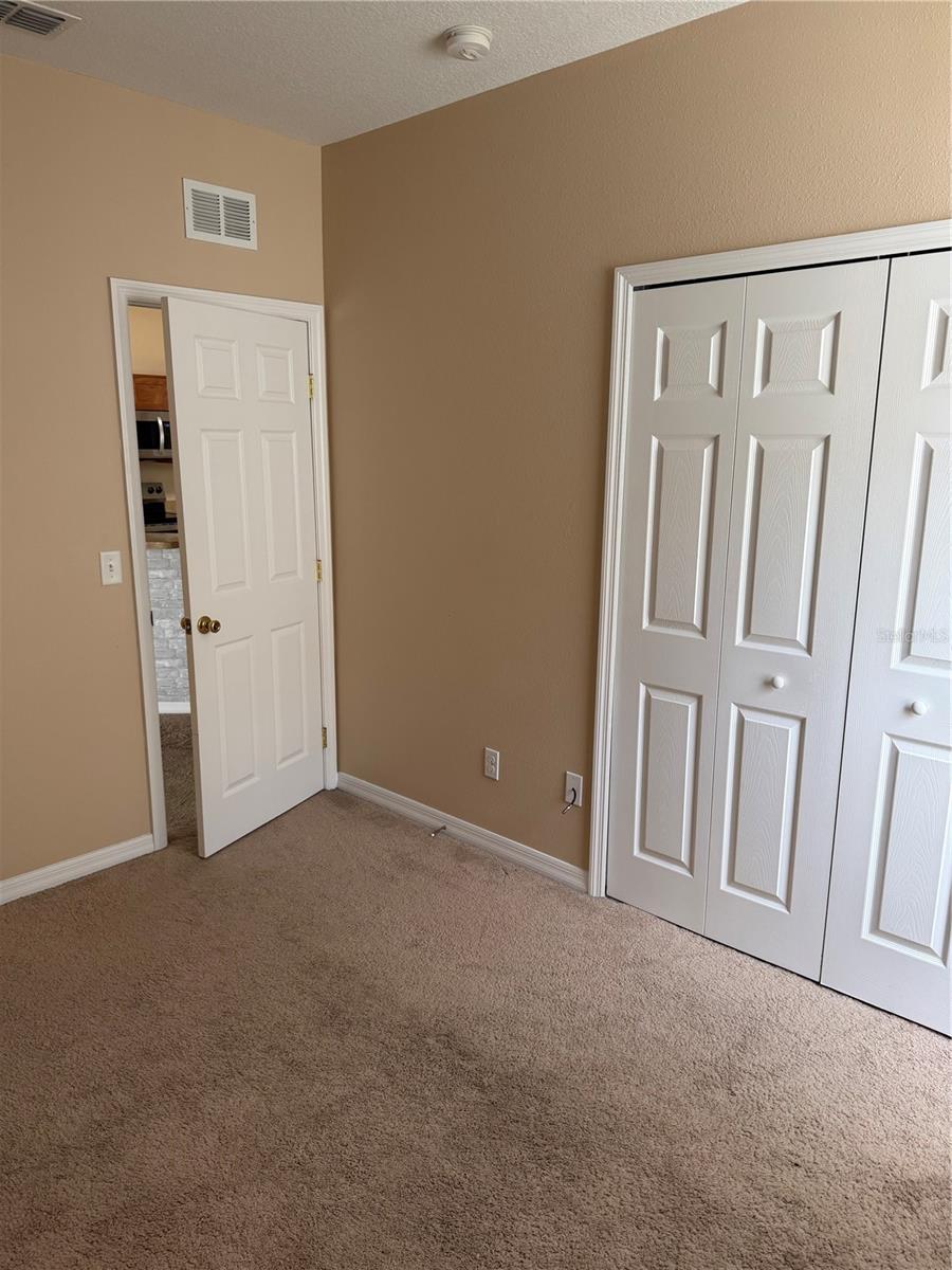 1211 KNOLLWOOD DRIVE, Davenport, FL 33837