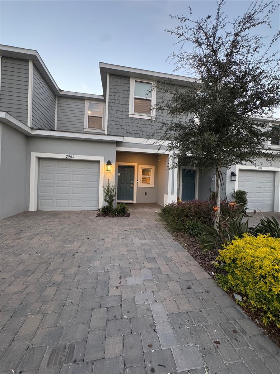 2906 CANARY AVENUE, Davenport, FL 33837