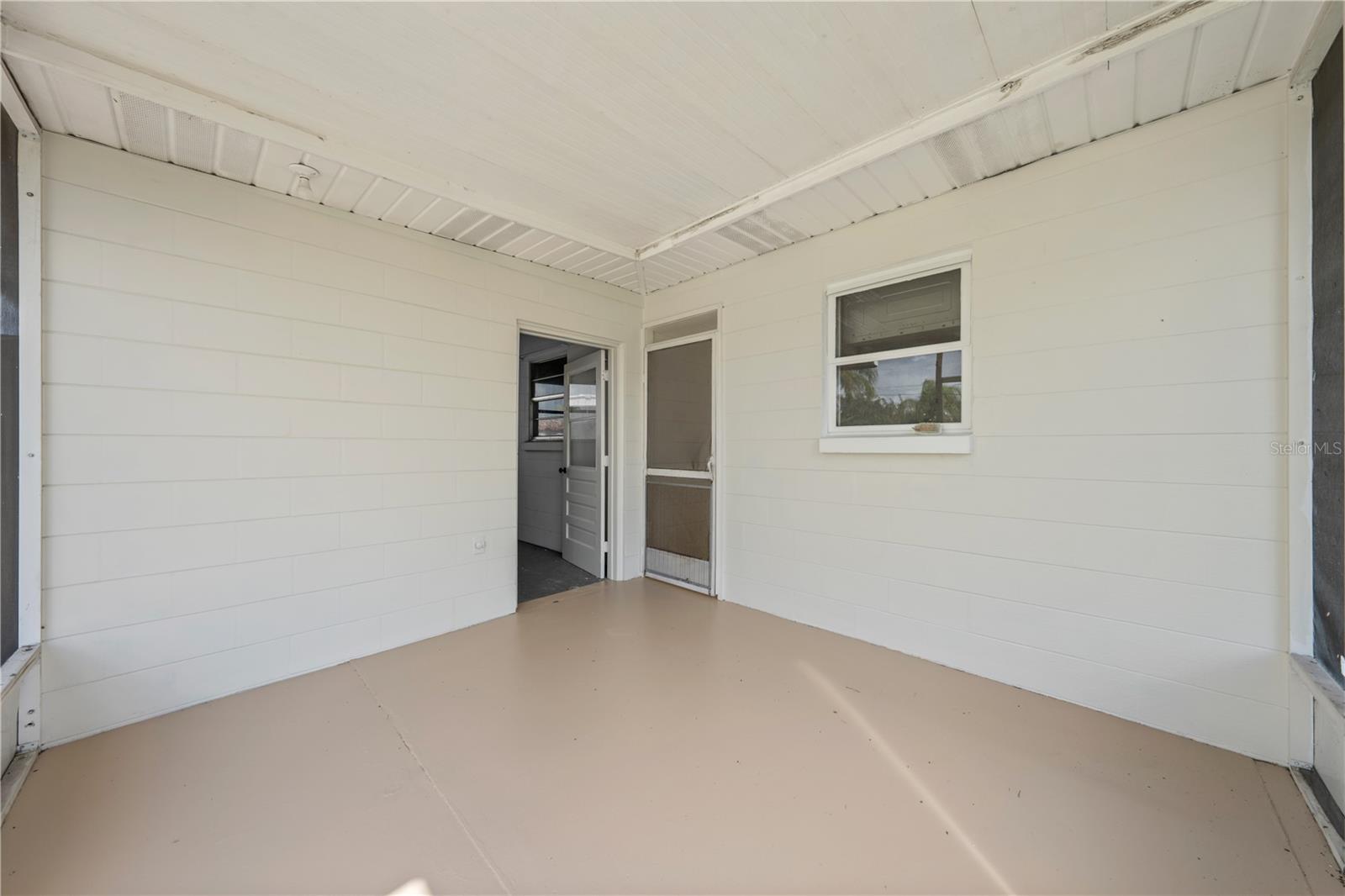 1400 CAROLINA AVE, St Cloud, FL 34769