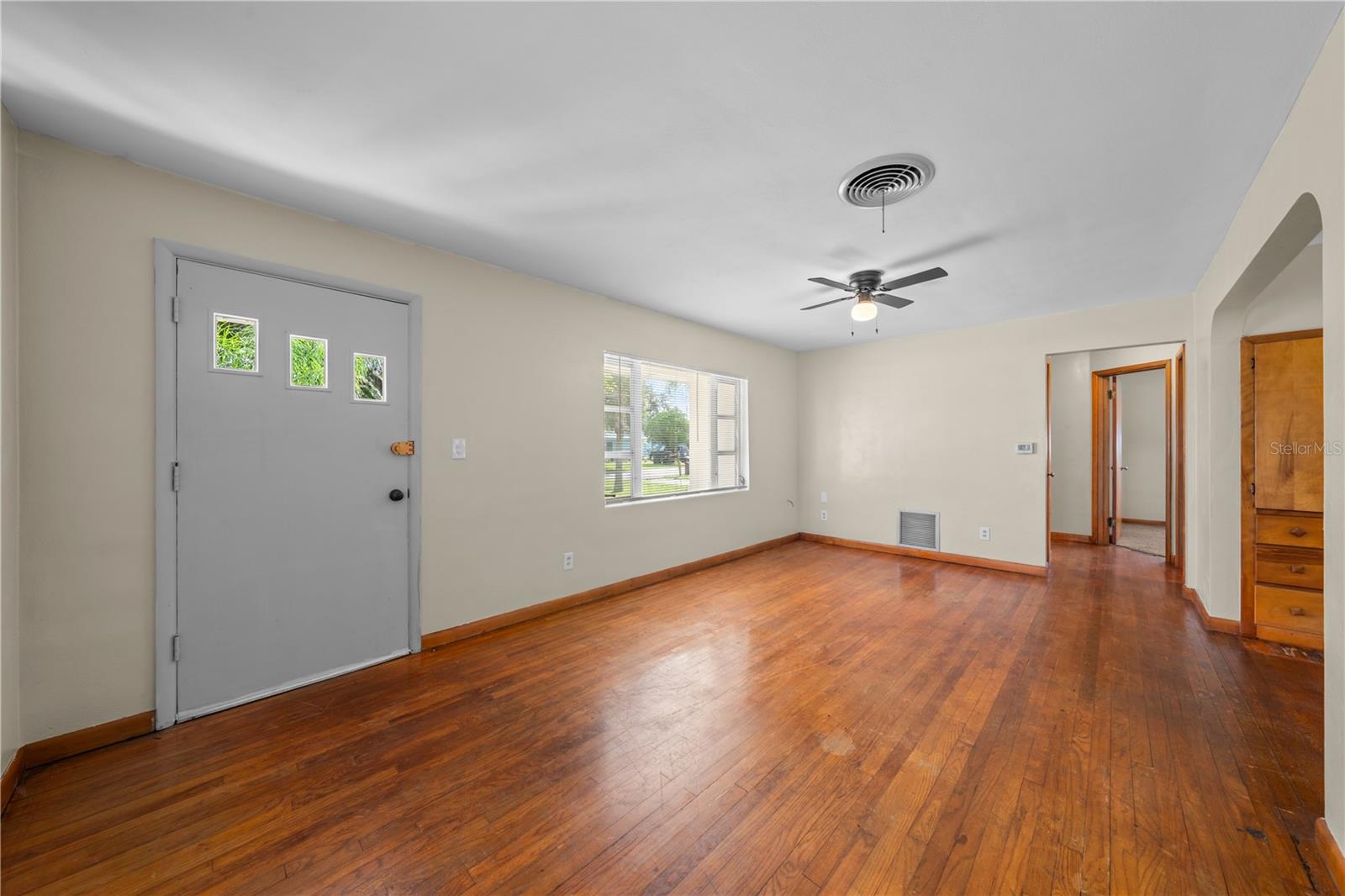 1400 CAROLINA AVE, St Cloud, FL 34769