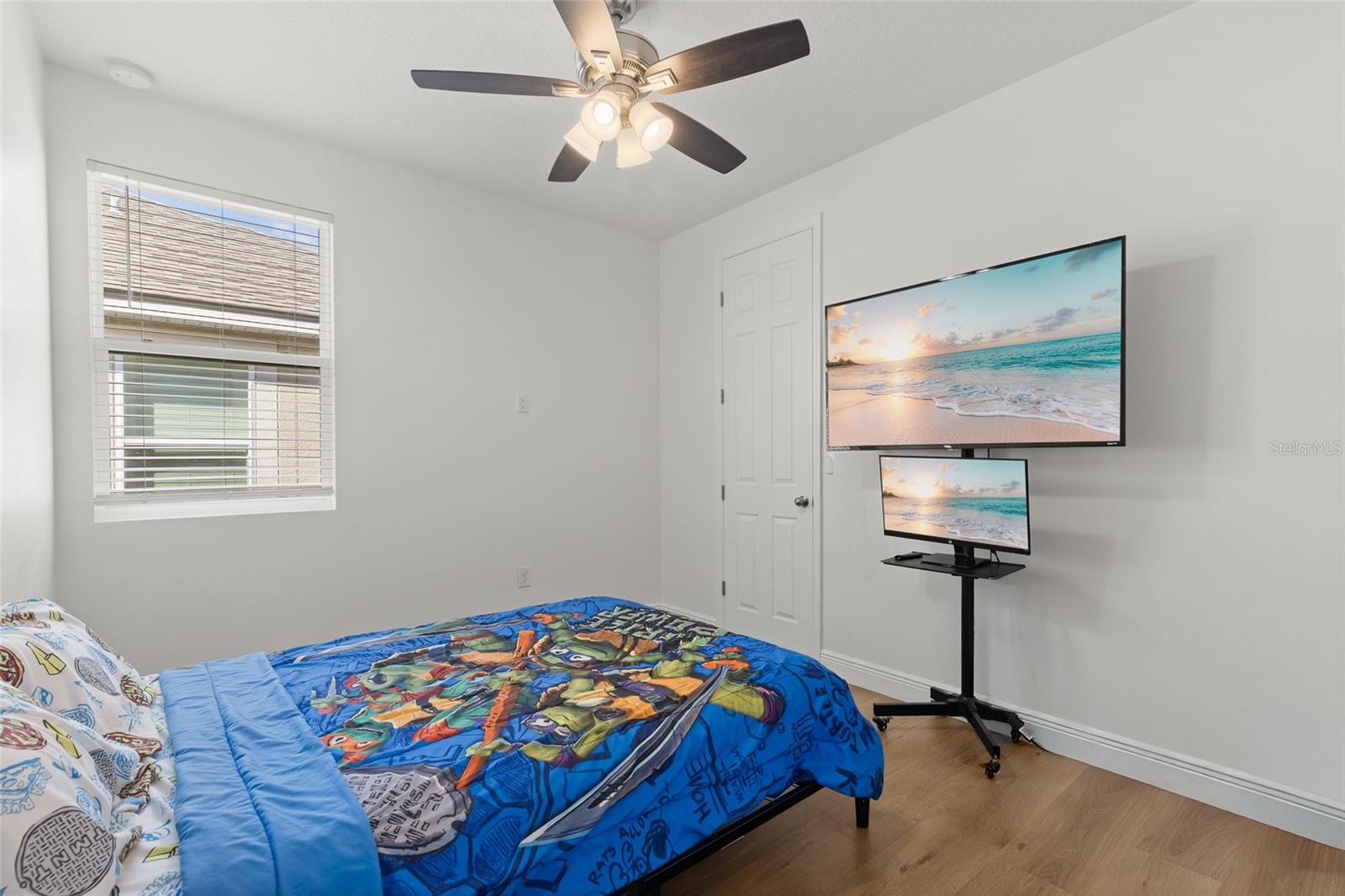 2530 AVIAN LOOP, Kissimmee, FL 34741