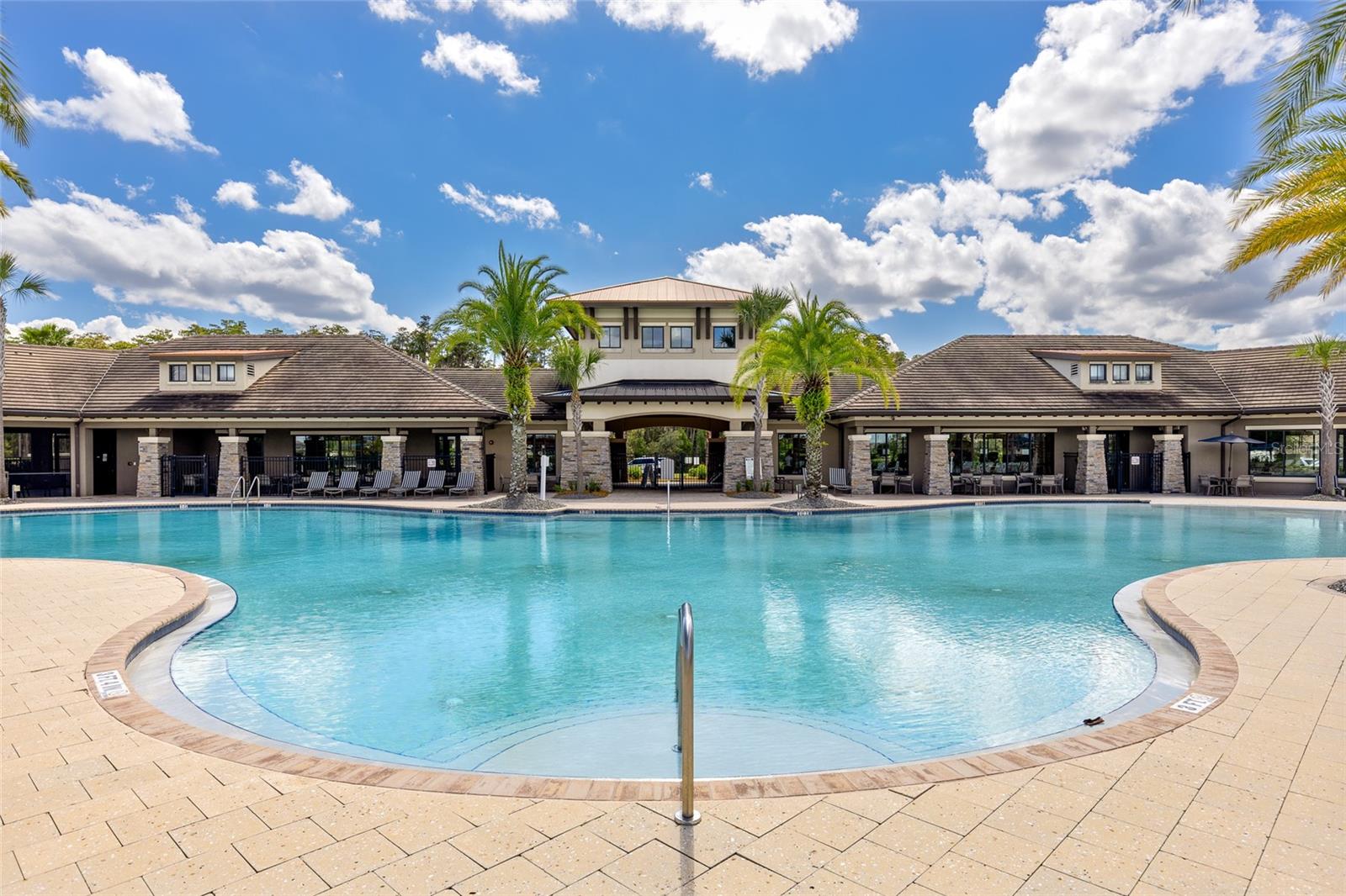 2530 AVIAN LOOP, Kissimmee, FL 34741