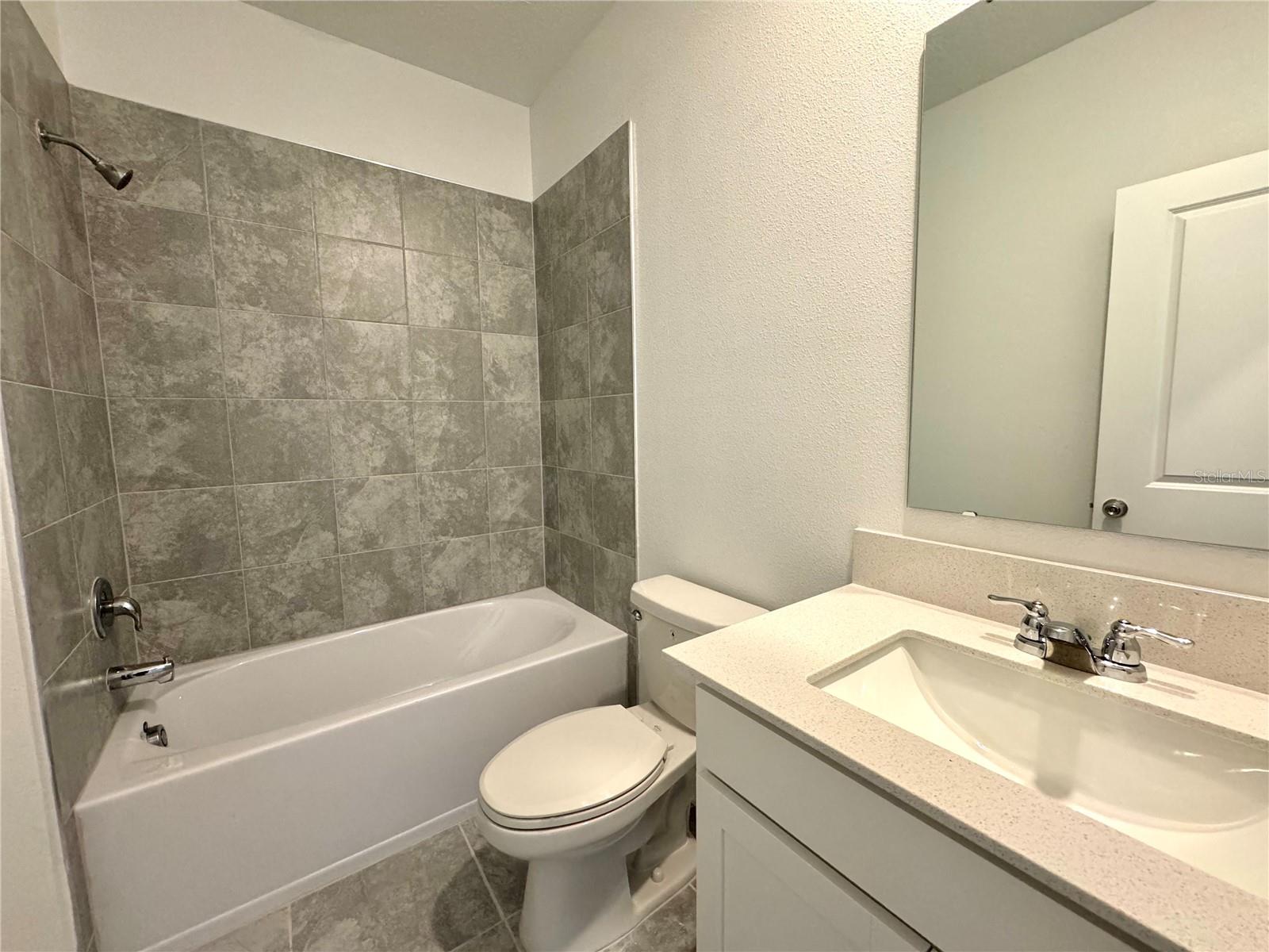 106 NINE IRON DRIVE, Davenport, FL 33896