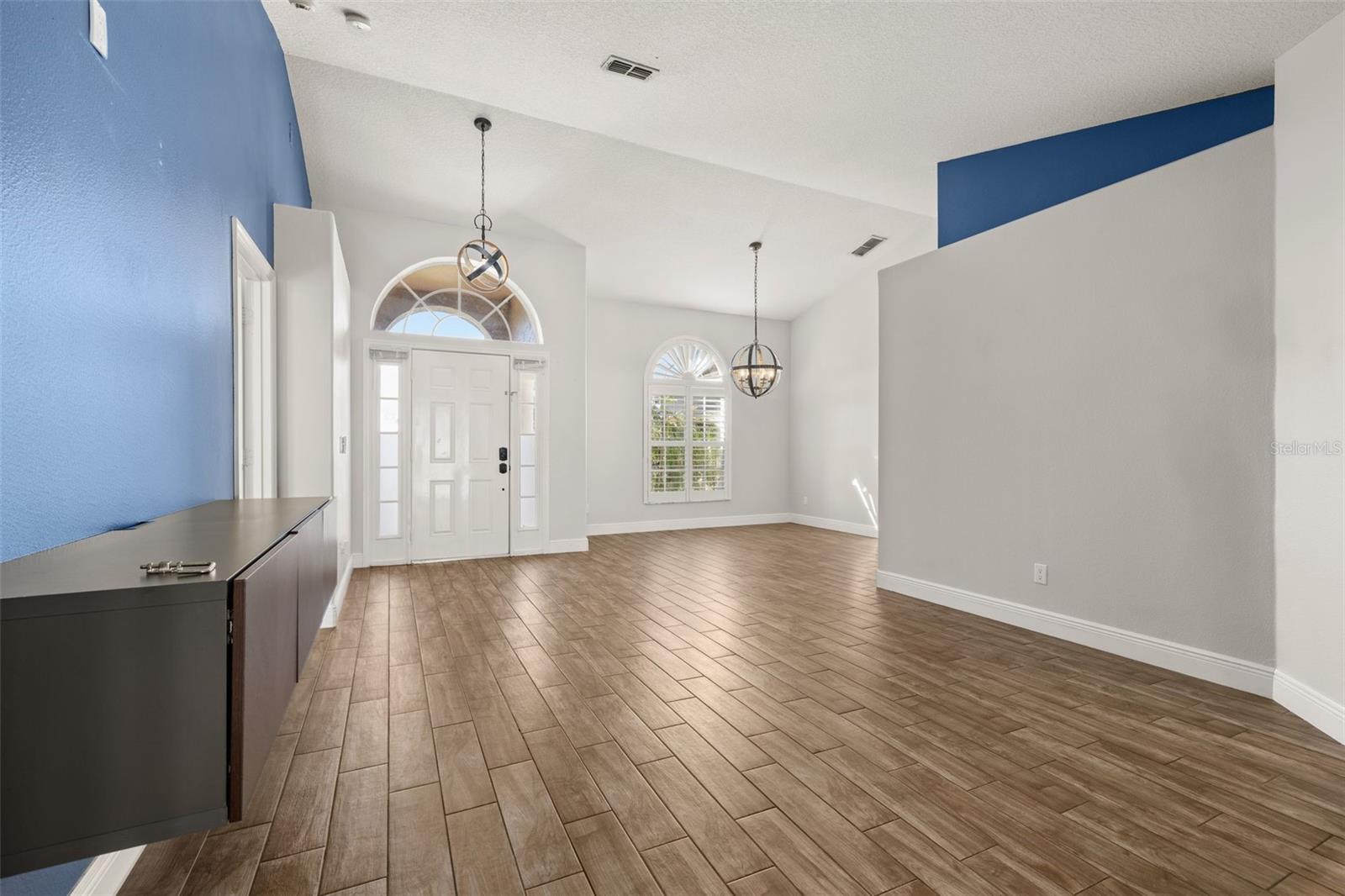 543 DOLCETTO DRIVE, Davenport, FL 33897