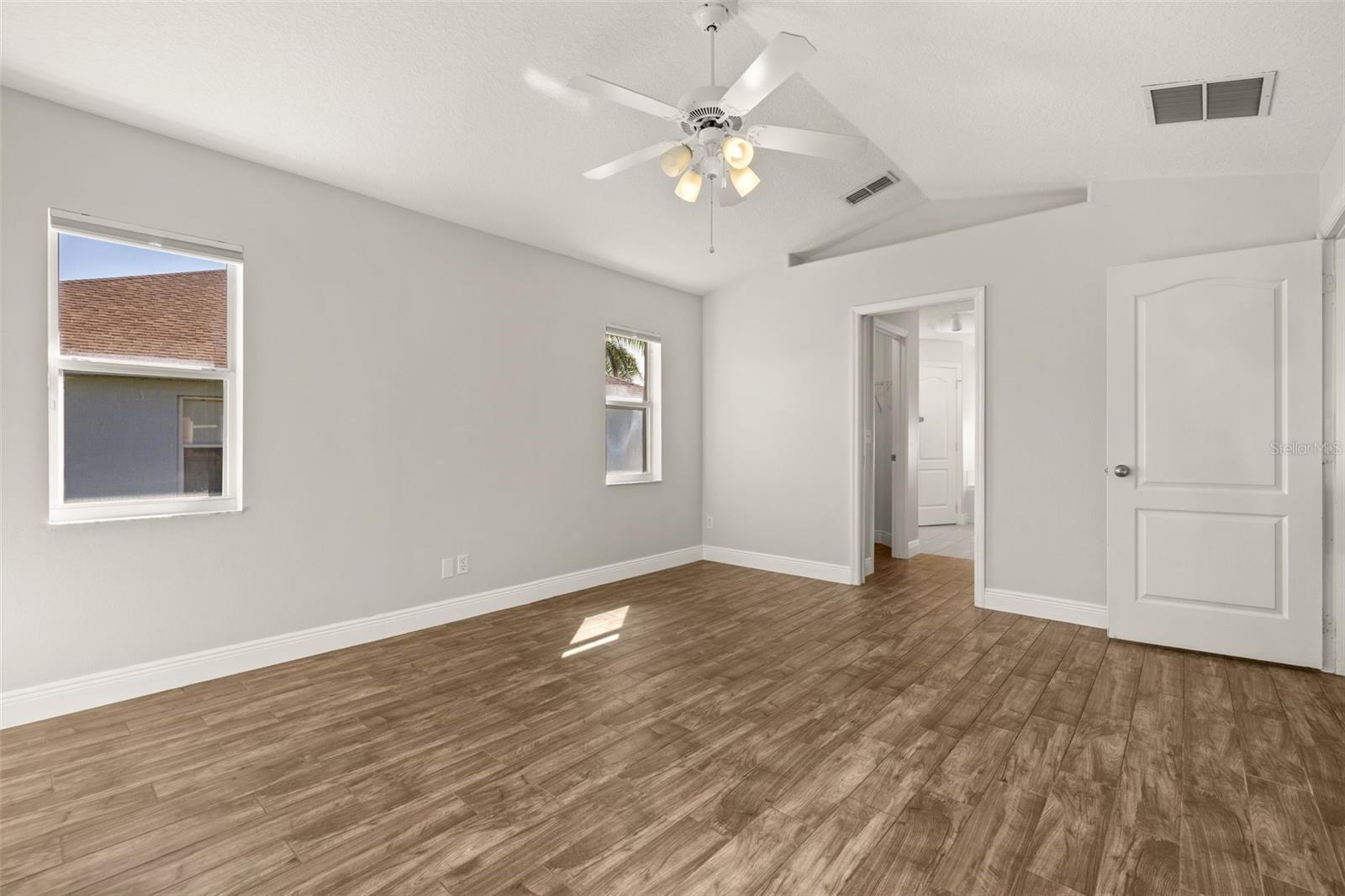 543 DOLCETTO DRIVE, Davenport, FL 33897