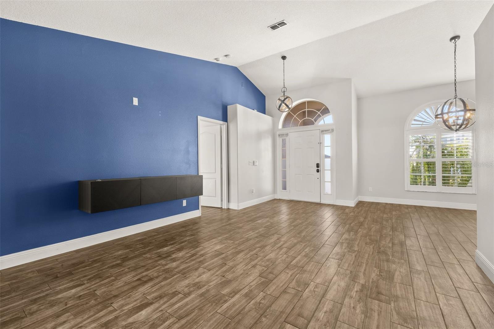 543 DOLCETTO DRIVE, Davenport, FL 33897