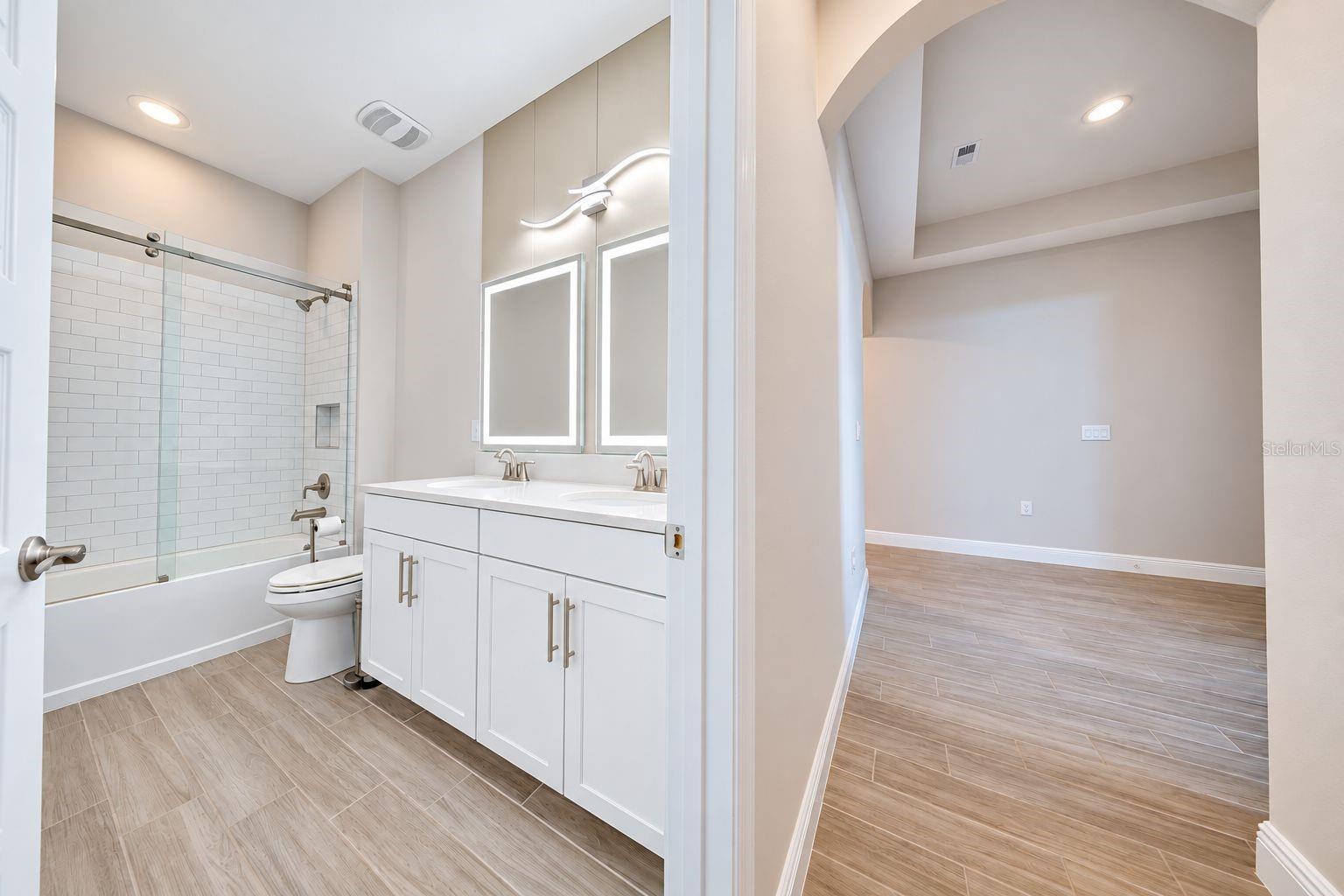 8900 SONOMA COAST DRIVE, Winter Garden, FL 34787