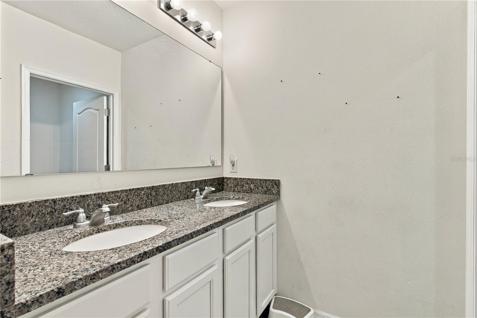 265 LUDISIA LOOP, Davenport, FL 33837