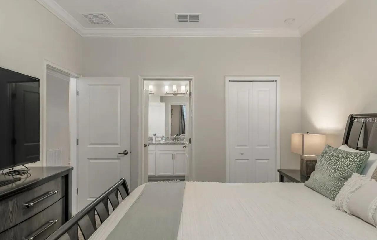 1537 MULLIGAN BOULEVARD, Davenport, FL 33896