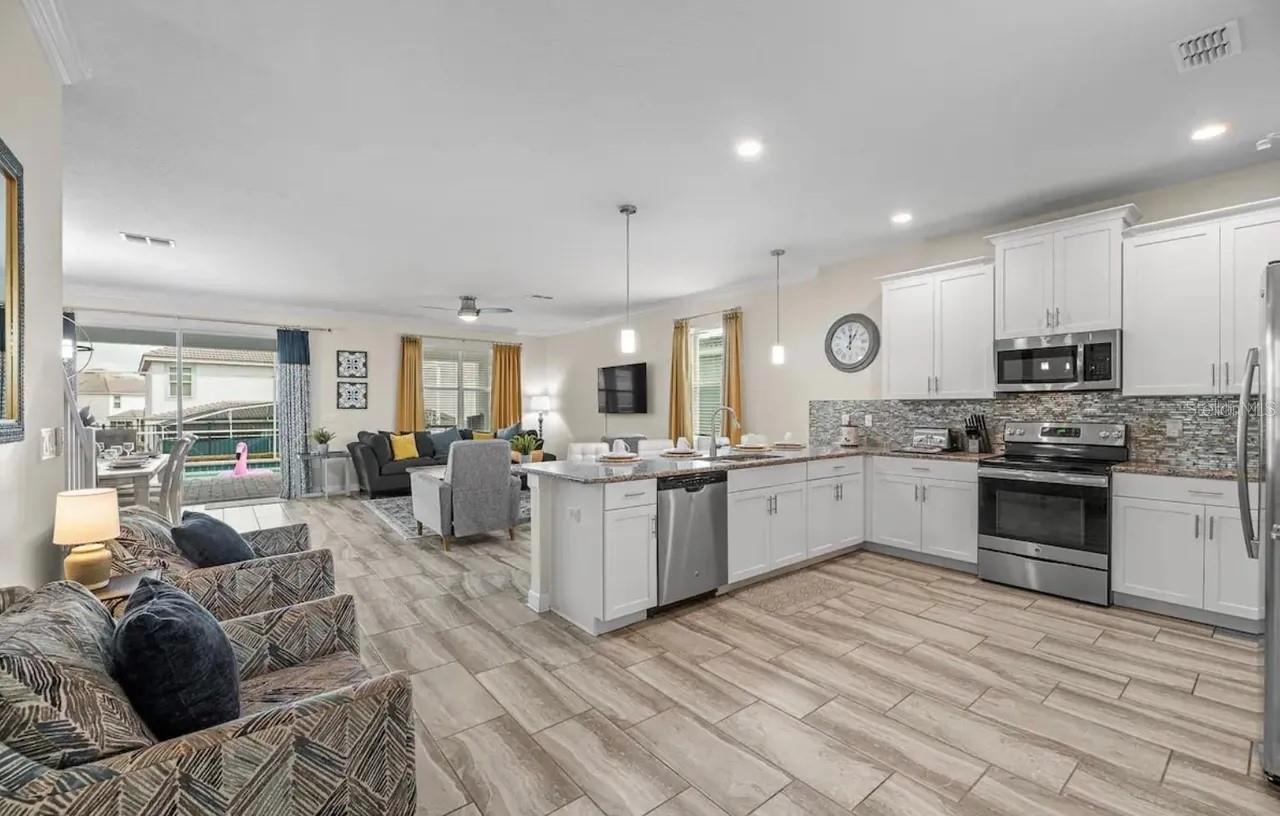 1537 MULLIGAN BOULEVARD, Davenport, FL 33896 1537 MULLIGAN BOULEVARD, Davenport, FL 33896