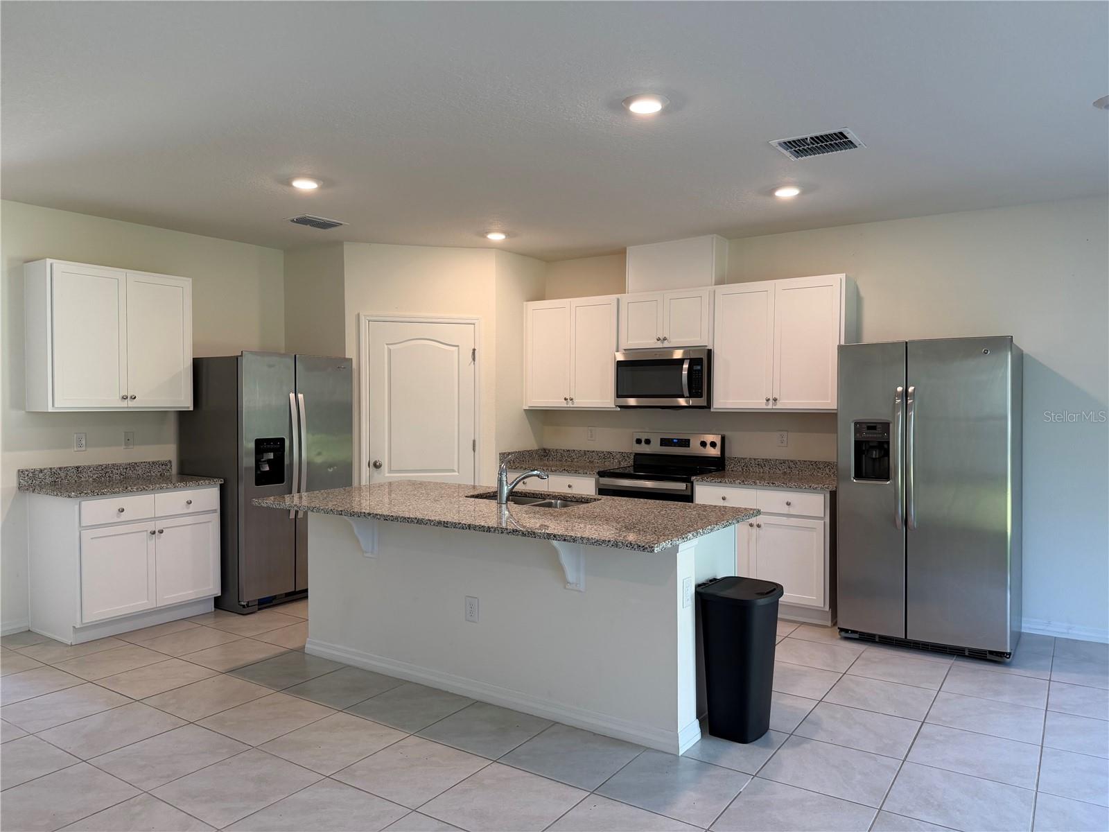 682 PARK PLACE BOULEVARD, Davenport, FL 33837 682 PARK PLACE BOULEVARD, Davenport, FL 33837