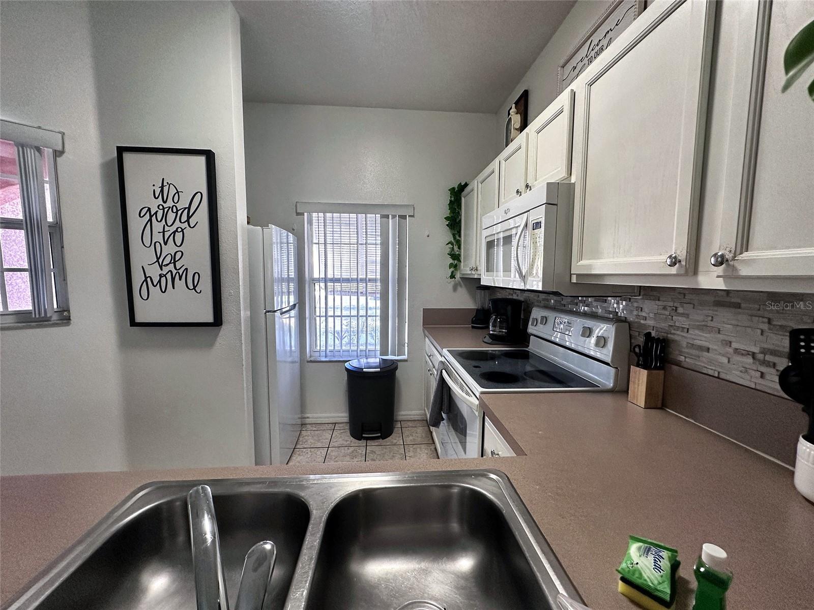 1066 PARK RIDGE CIRCLE, Kissimmee, FL 34746