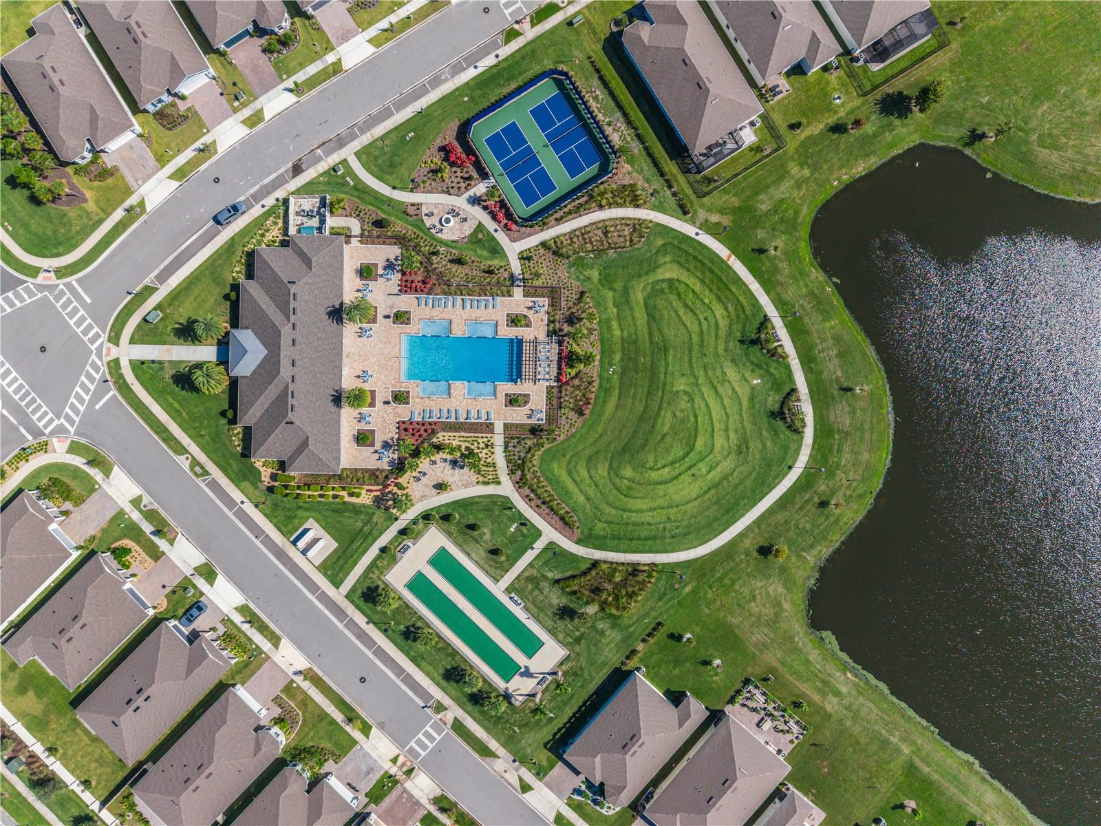 2711 SUMMER RETREAT LANE, Kissimmee, FL 34744