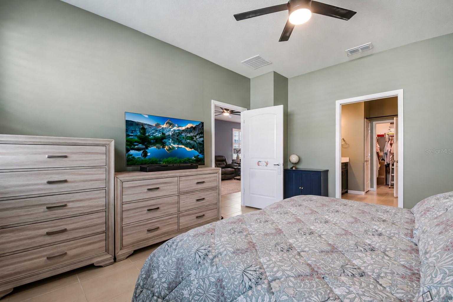 2711 SUMMER RETREAT LANE, Kissimmee, FL 34744