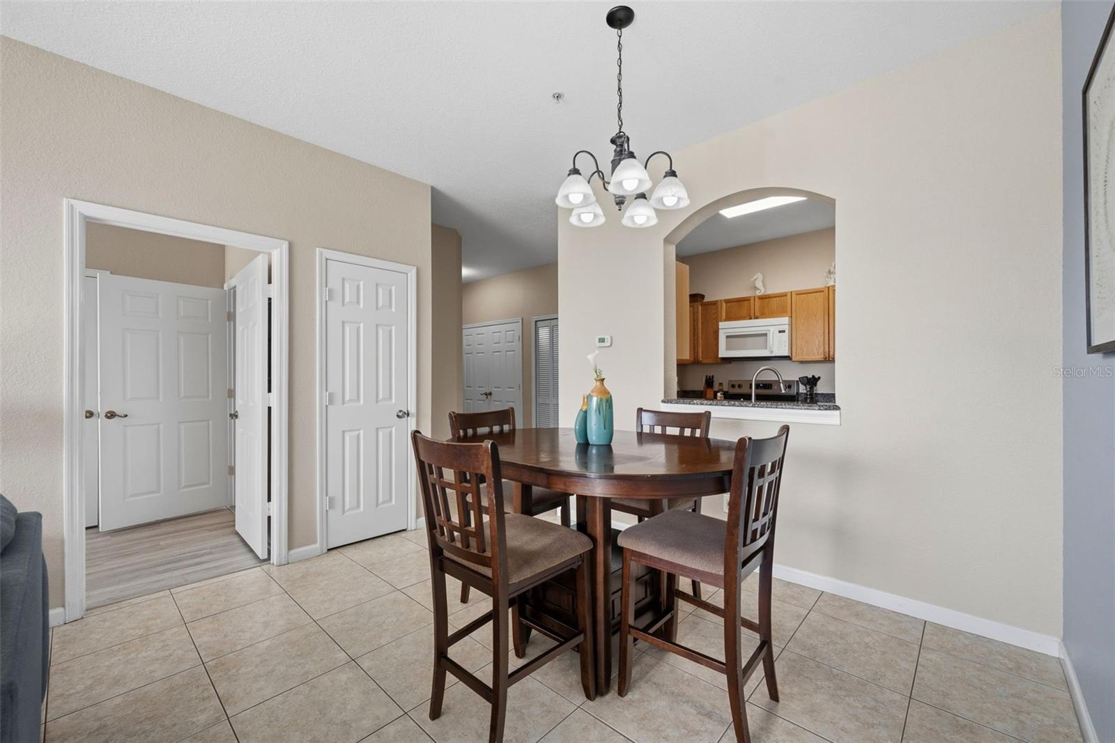 8105 COCONUT PALM WAY, #303, Kissimmee, FL 34747