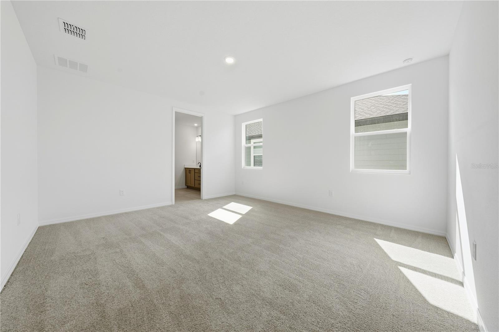 30169 EMERALD FOREST DRIVE, Mount Dora, FL 32757