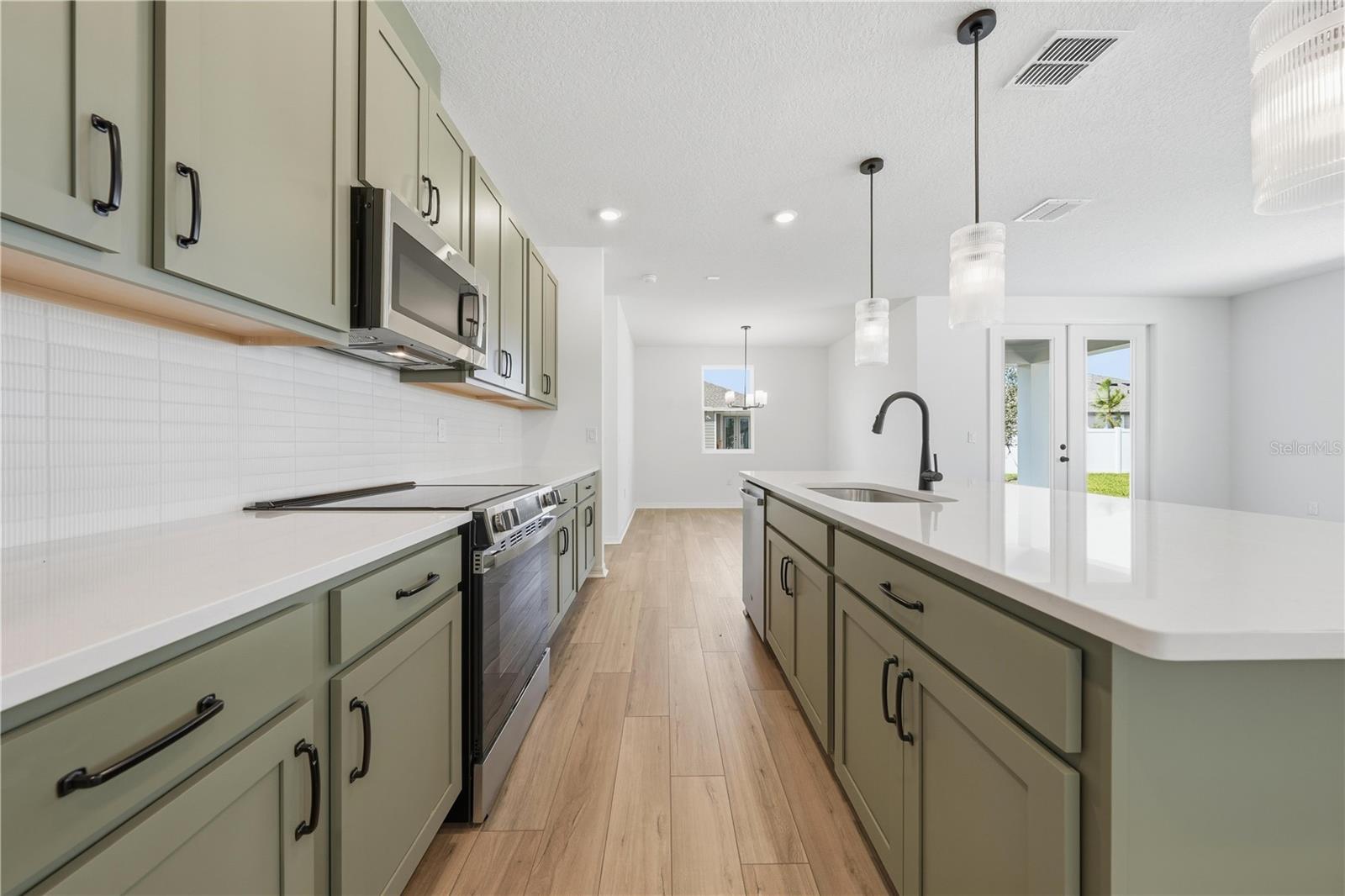 30169 EMERALD FOREST DRIVE, Mount Dora, FL 32757