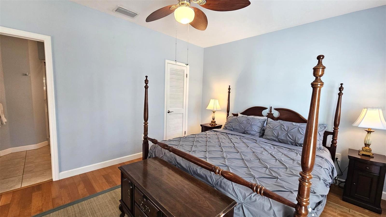 Master bedroom-King