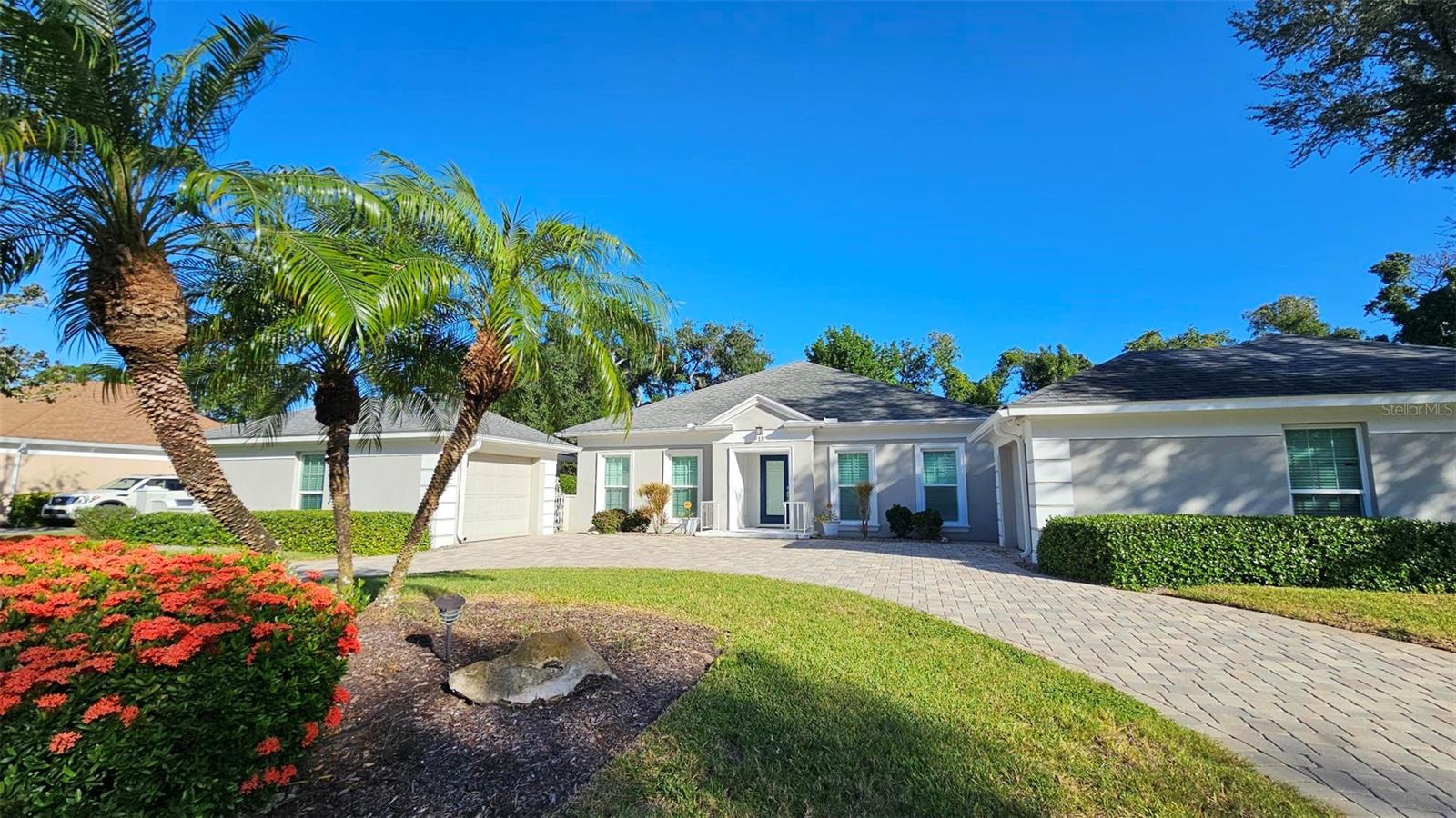 18 Golf View Dr