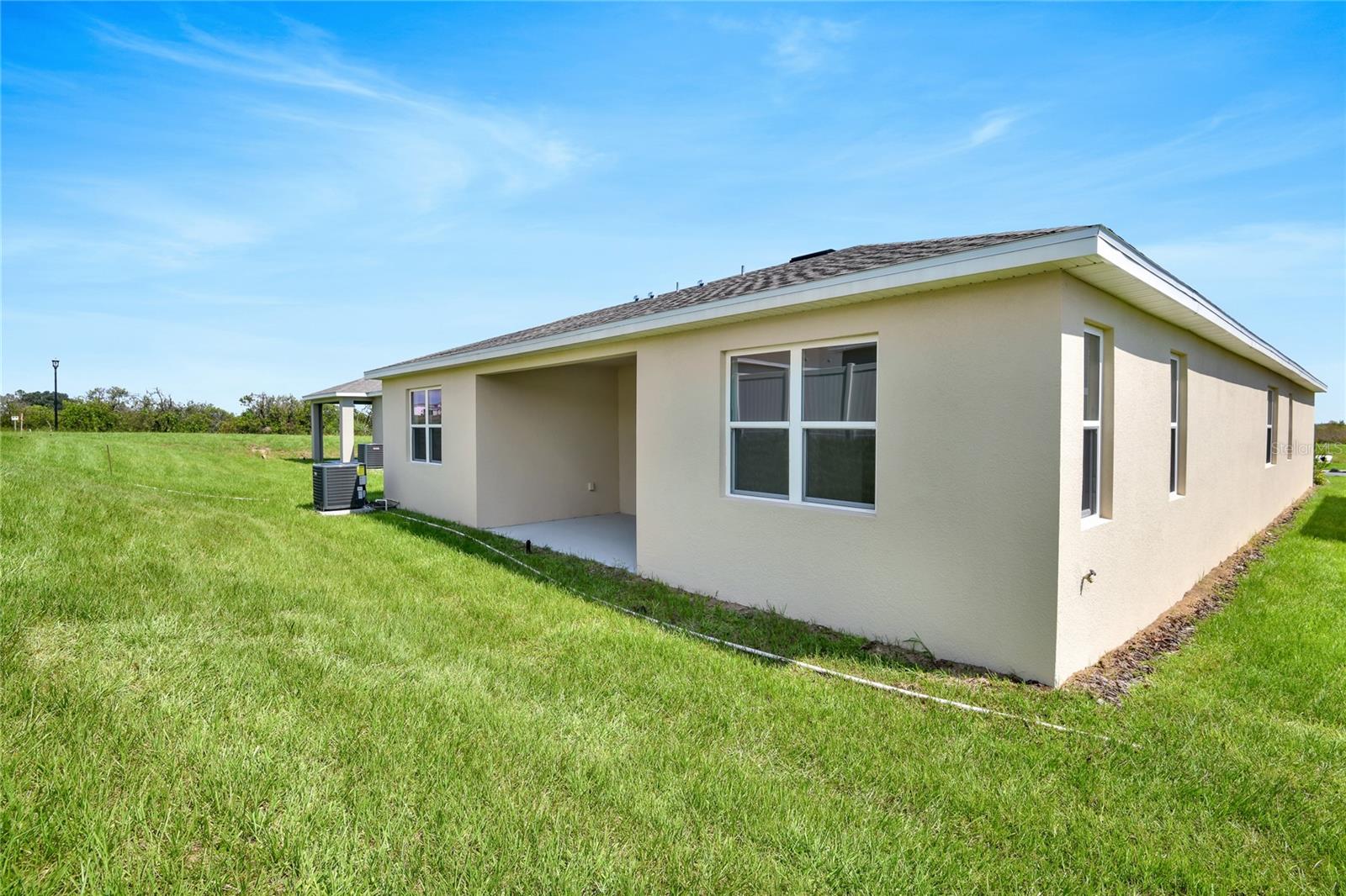 1011 WISTERIA WAY, Dundee, FL 33838