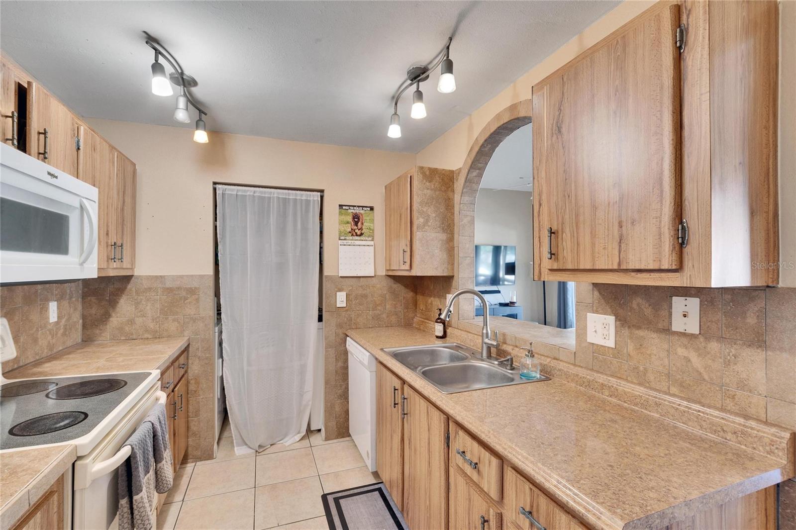1849 BOUGH AVENUE, #D, Clearwater, FL 33760