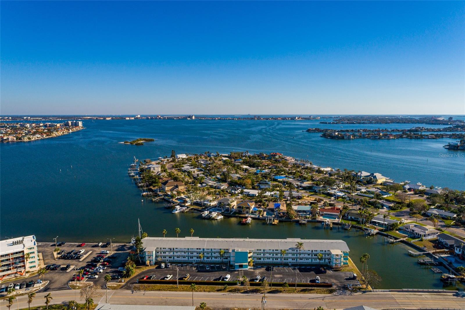 Shore Plaza Condos on Boca Ciega Bay. Residential Pasadena Island is a great walking area & just over the small bridge. Shore Plaza Condos on Boca Ciega Bay. Residential Pasadena Island is a great walking area & just over the small bridge.