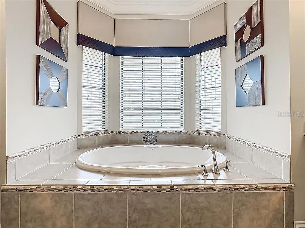 395 MUIRFIELD LOOP, Reunion, FL 34747