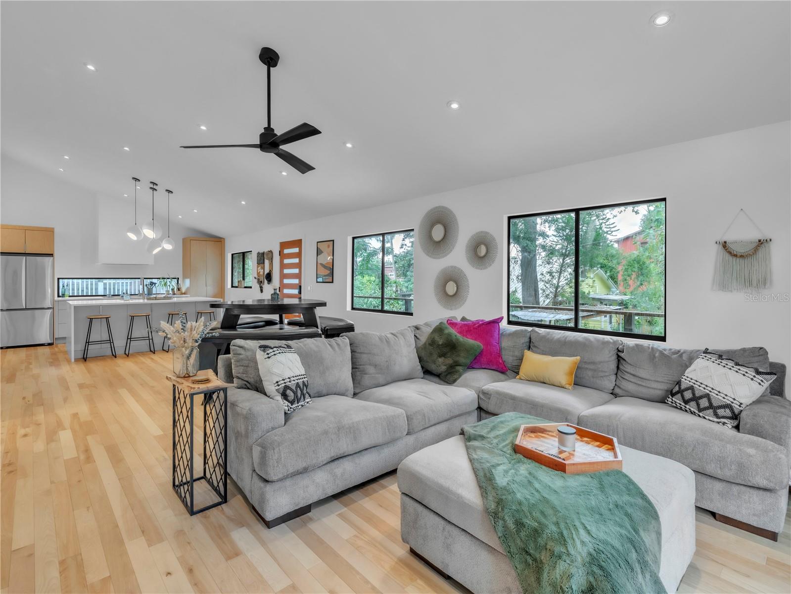 43 HAMILTON HEATH DRIVE, Tampa, FL 33604