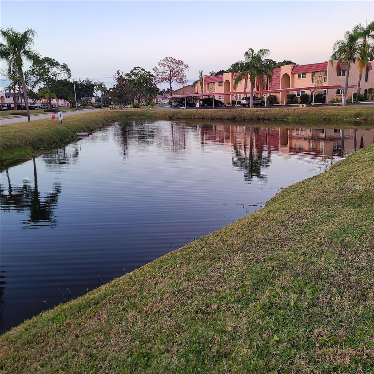 220 BUTTONWOOD CIRCLE, #220, Seminole, FL 33777